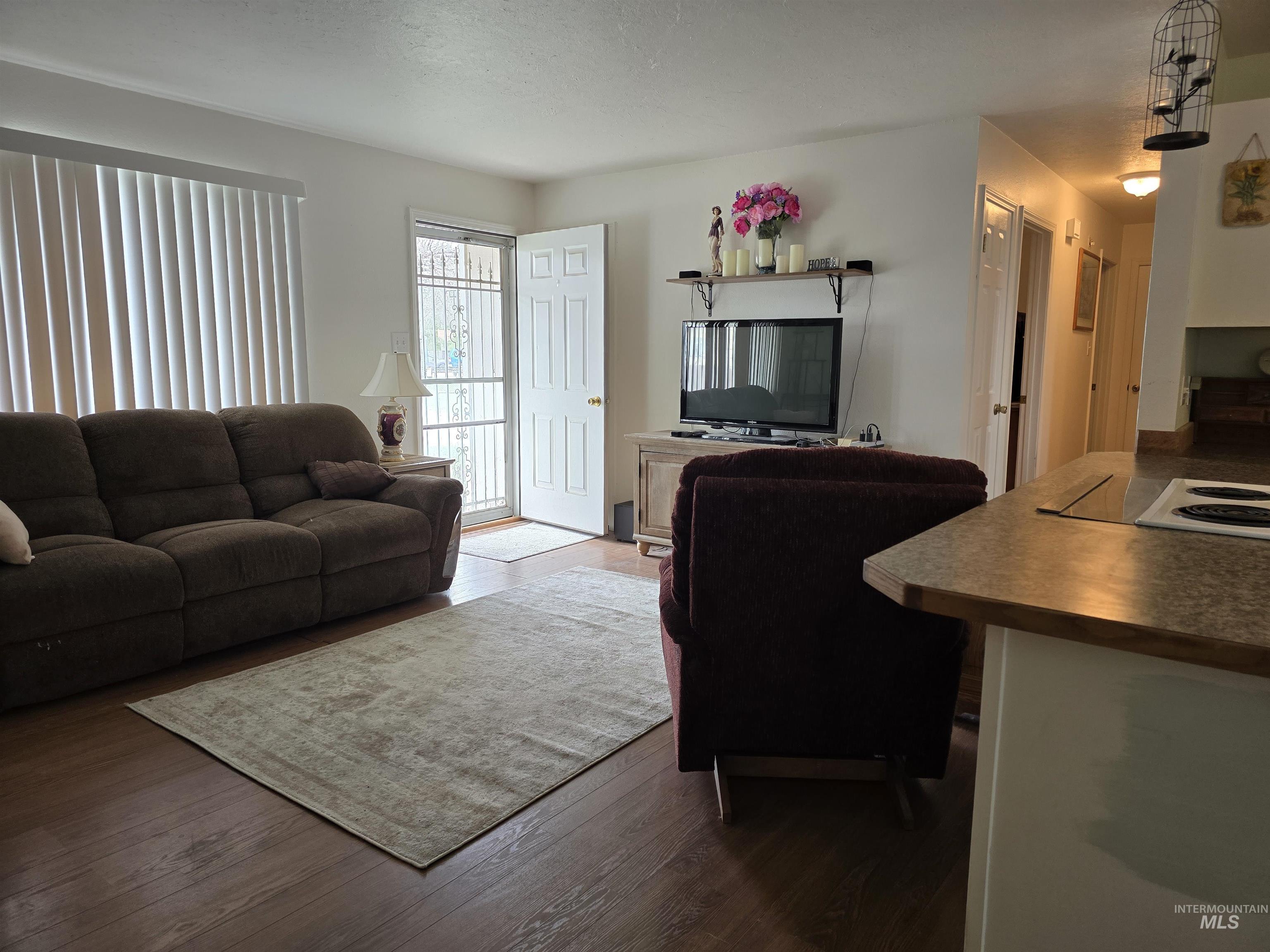 107 Birchwood Cir S, Kimberly, Idaho 83341-2131, 3 Bedrooms, 1 Bathroom, Residential For Sale, Price $270,000,MLS 98984057