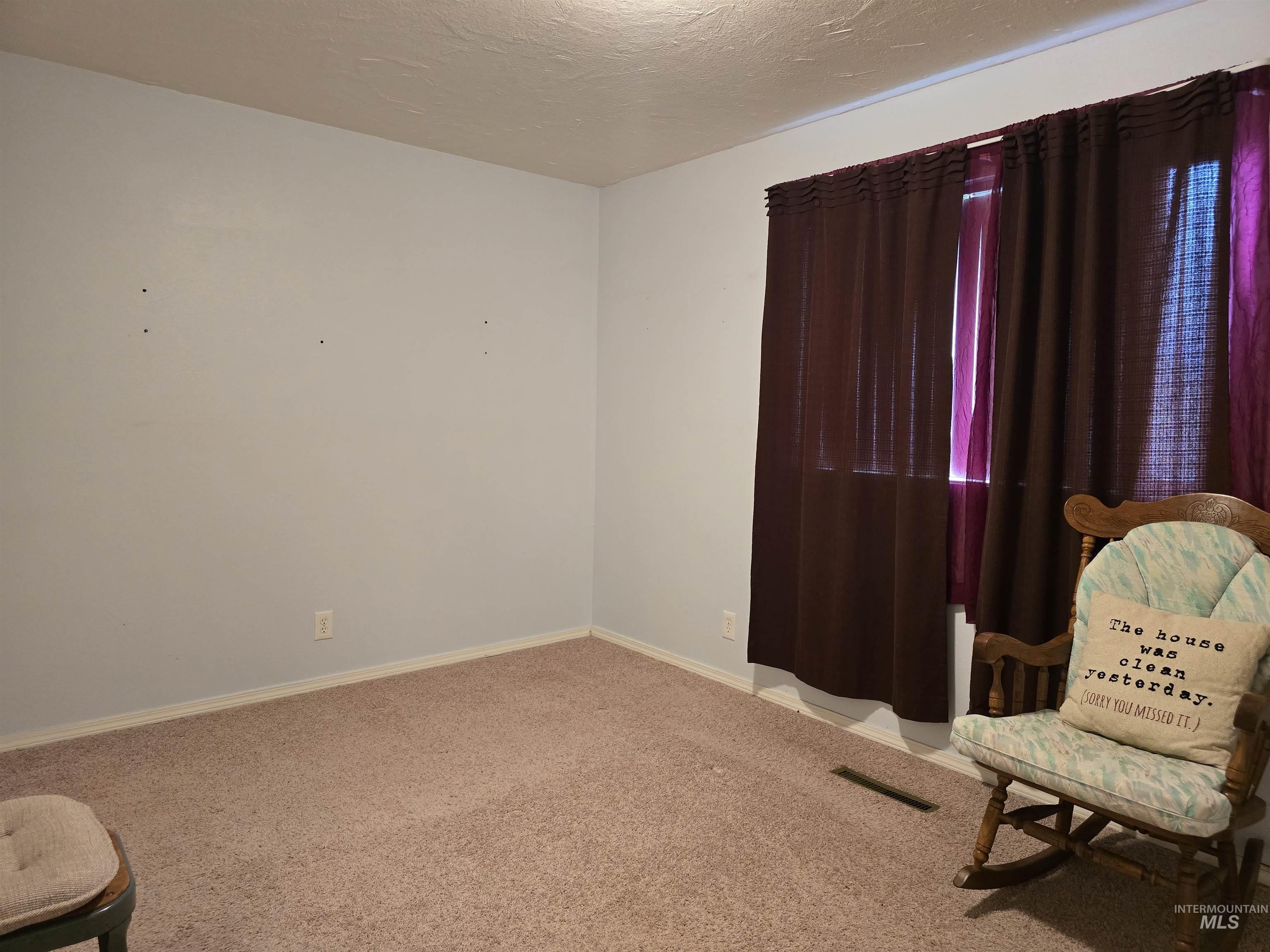 107 Birchwood Cir S, Kimberly, Idaho 83341-2131, 3 Bedrooms, 1 Bathroom, Residential For Sale, Price $270,000,MLS 98984057