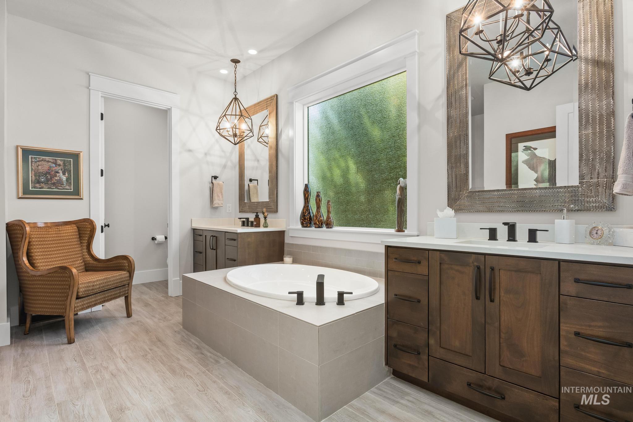 5292 W Piaffe St, Eagle, Idaho 83616, 4 Bedrooms, 3.5 Bathrooms, Residential For Sale, Price $1,200,000,MLS 98984063