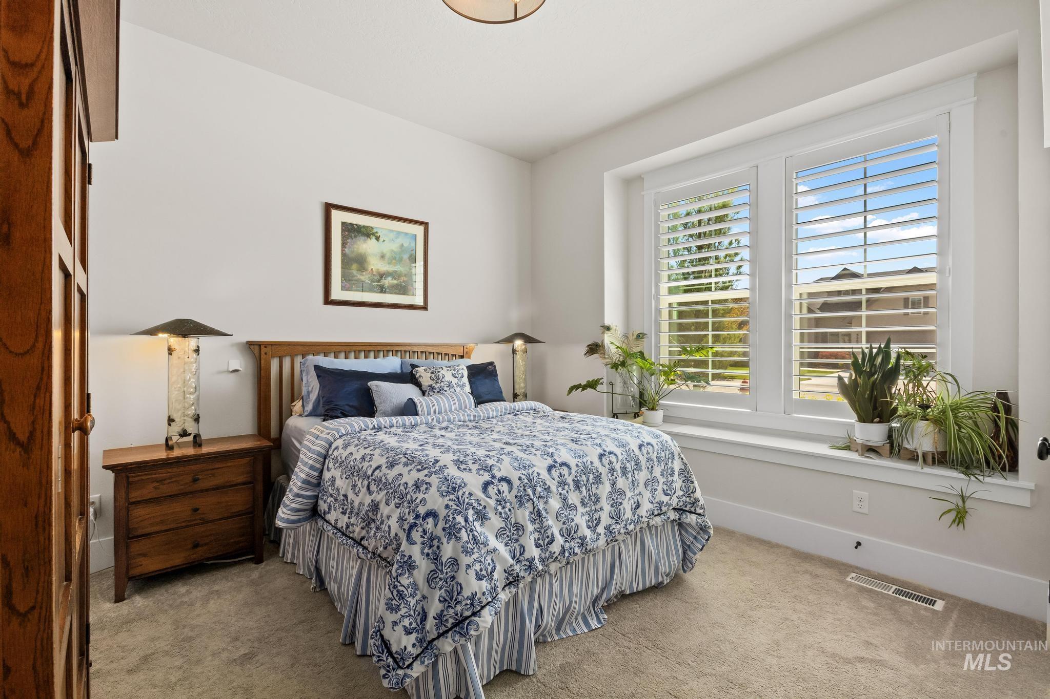 5292 W Piaffe St, Eagle, Idaho 83616, 4 Bedrooms, 3.5 Bathrooms, Residential For Sale, Price $1,200,000,MLS 98984063