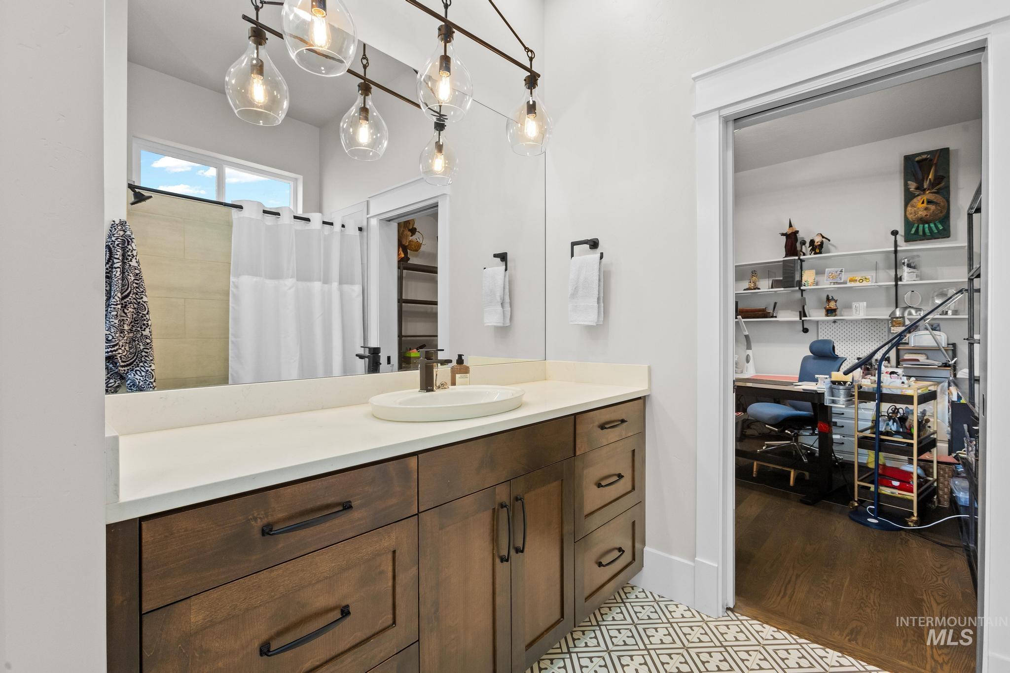 5292 W Piaffe St, Eagle, Idaho 83616, 4 Bedrooms, 3.5 Bathrooms, Residential For Sale, Price $1,200,000,MLS 98984063