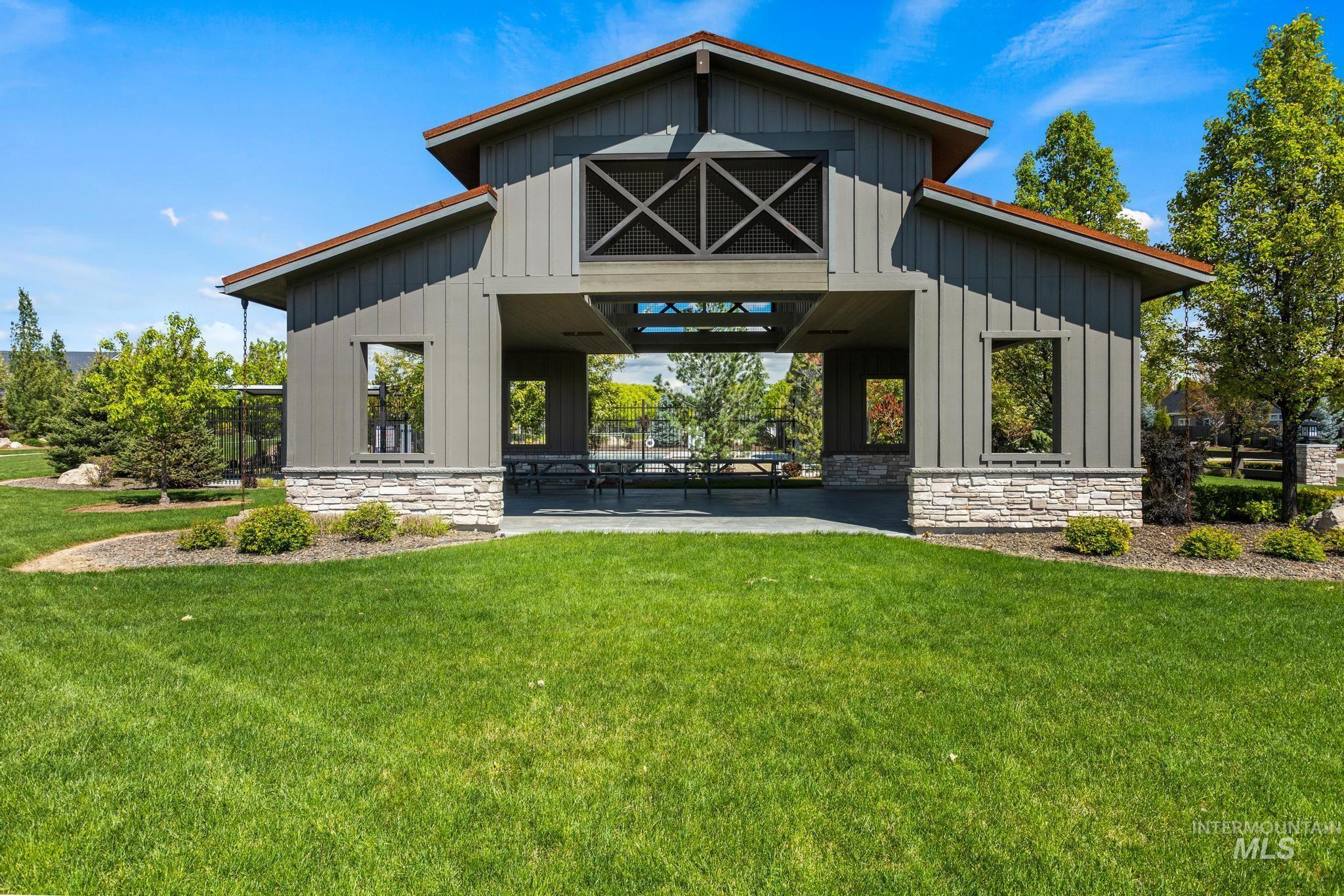 5292 W Piaffe St, Eagle, Idaho 83616, 4 Bedrooms, 3.5 Bathrooms, Residential For Sale, Price $1,200,000,MLS 98984063
