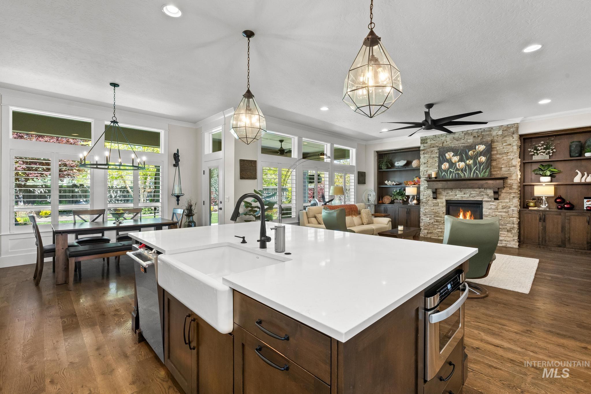 5292 W Piaffe St, Eagle, Idaho 83616, 4 Bedrooms, 3.5 Bathrooms, Residential For Sale, Price $1,200,000,MLS 98984063