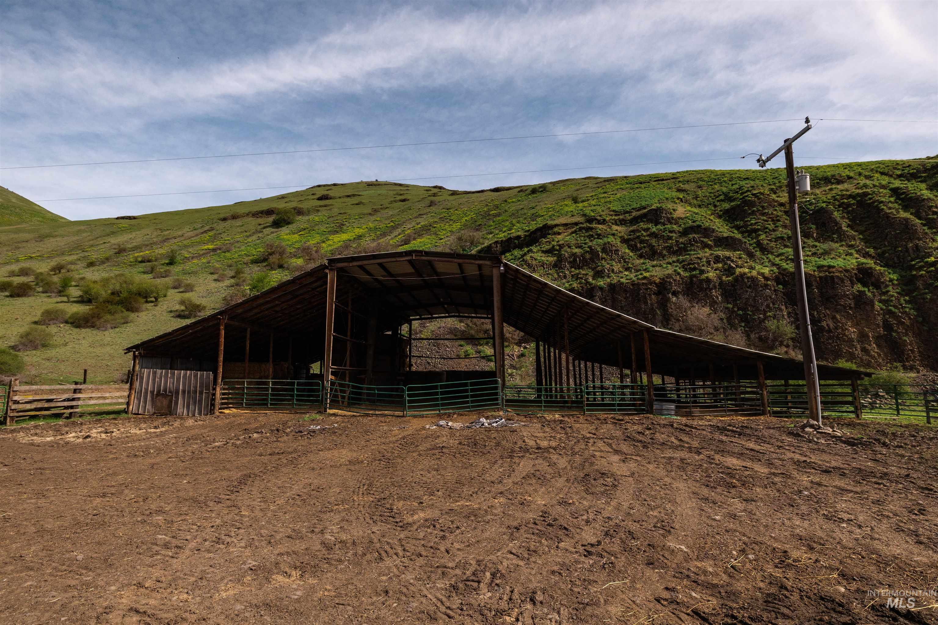 259 Cottonwood Creek Ranch, Stites, Idaho 83552, 4 Bedrooms, 2 Bathrooms, Farm & Ranch For Sale, Price $2,779,000,MLS 98984066