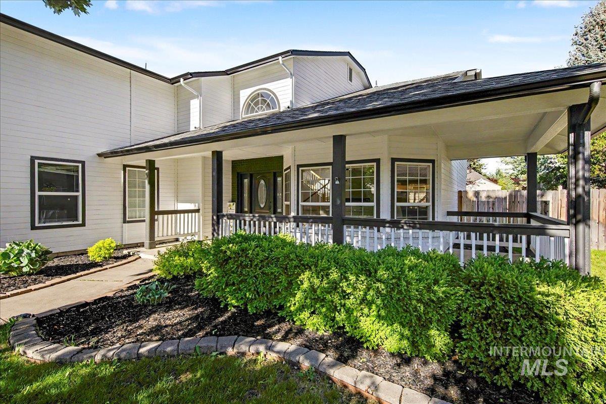 5086 N Maidstone Way, Boise, Idaho 83713, 4 Bedrooms, 3 Bathrooms, Residential For Sale, Price $689,900, 98984070