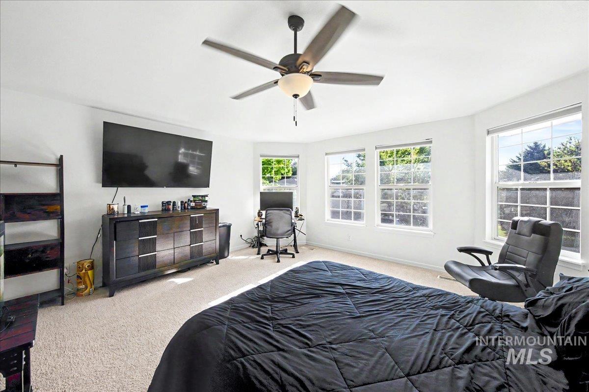 5086 N Maidstone Way, Boise, Idaho 83713, 4 Bedrooms, 3 Bathrooms, Residential For Sale, Price $689,900, 98984070