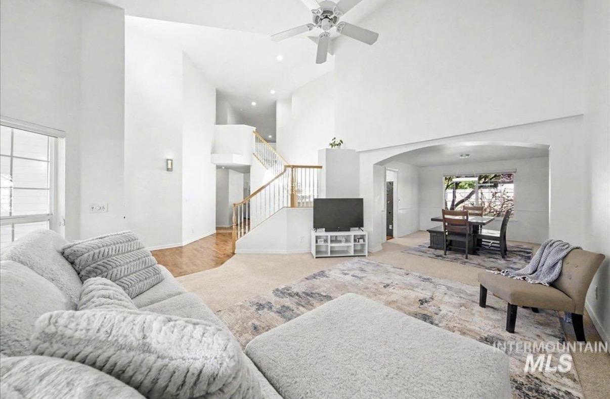 5086 N Maidstone Way, Boise, Idaho 83713, 4 Bedrooms, 3 Bathrooms, Residential For Sale, Price $689,900, 98984070