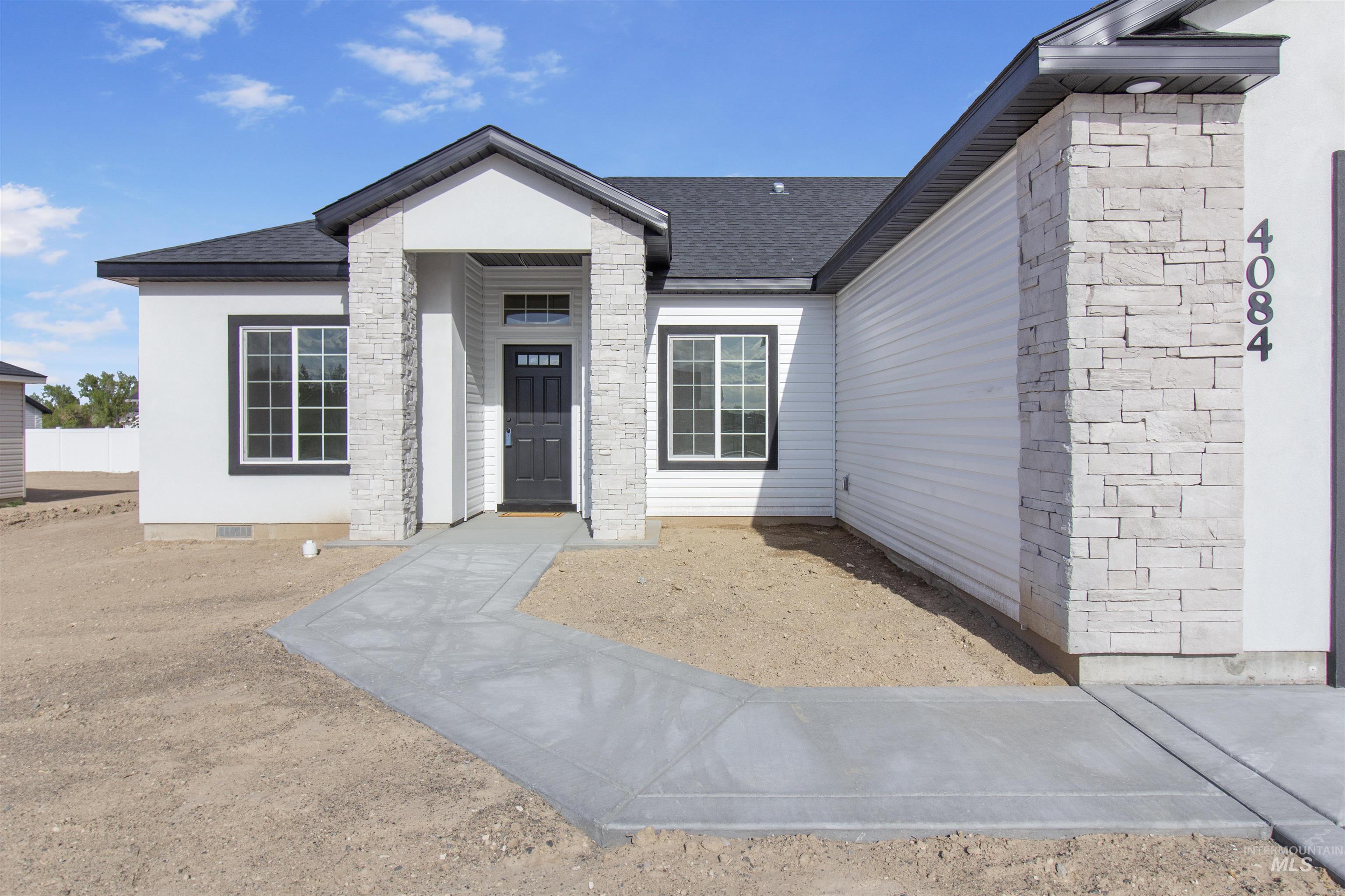 4084 Williams, Buhl, Idaho 83316, 4 Bedrooms, 2 Bathrooms, Residential For Sale, Price $394,900, 98984073