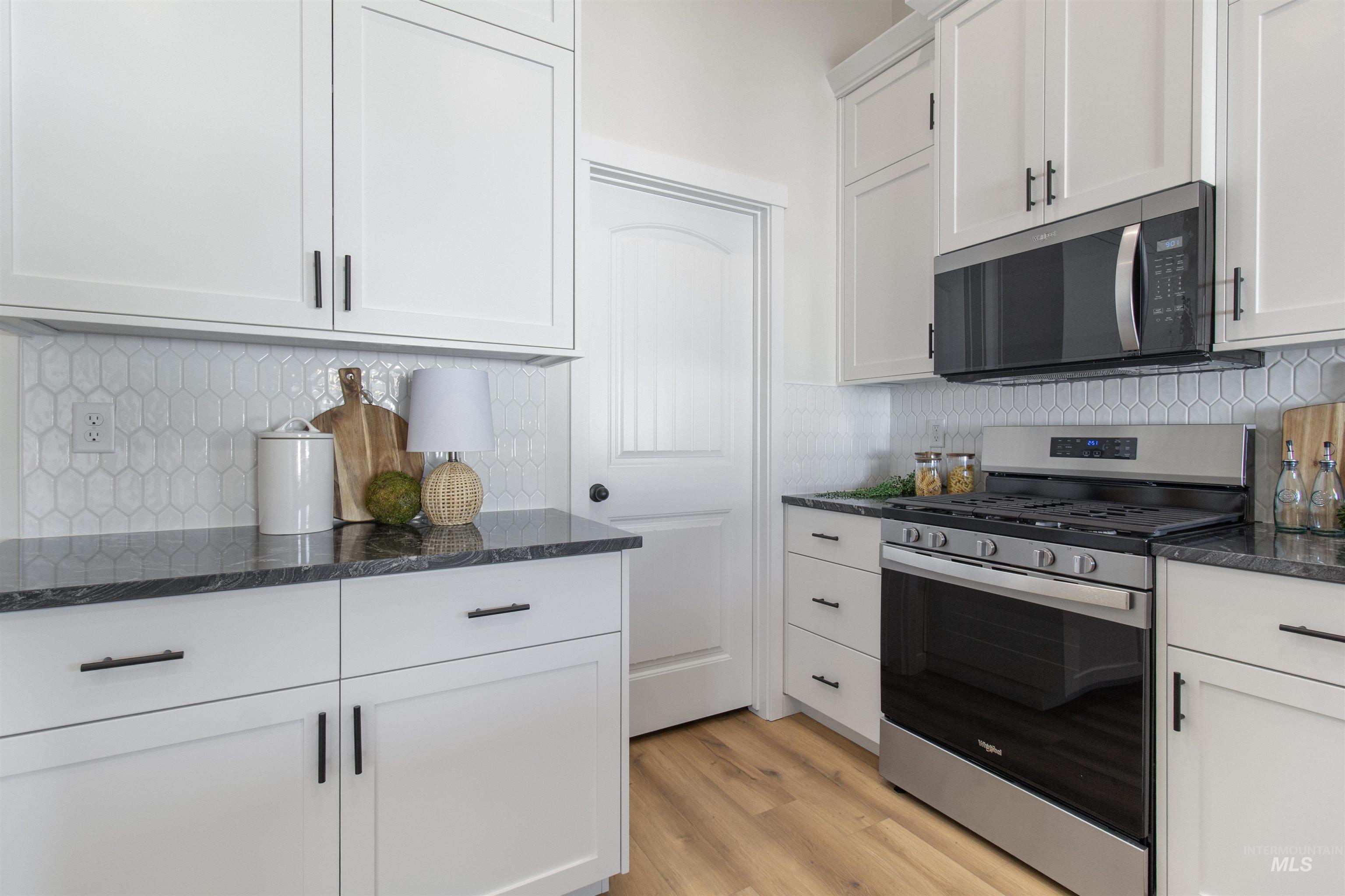 4084 Williams, Buhl, Idaho 83316, 4 Bedrooms, 2 Bathrooms, Residential For Sale, Price $394,900, 98984073