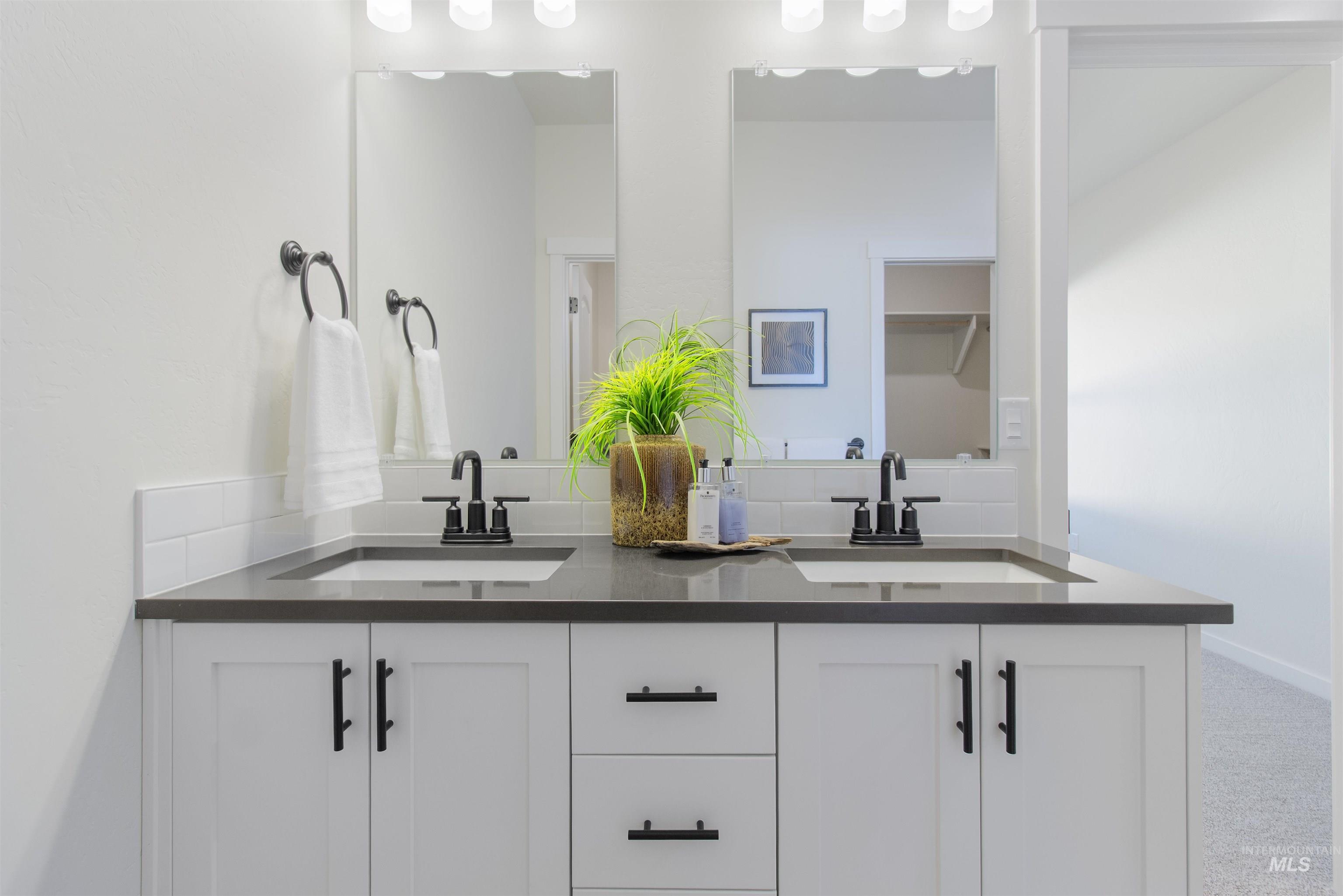 4084 Williams, Buhl, Idaho 83316, 4 Bedrooms, 2 Bathrooms, Residential For Sale, Price $394,900, 98984073