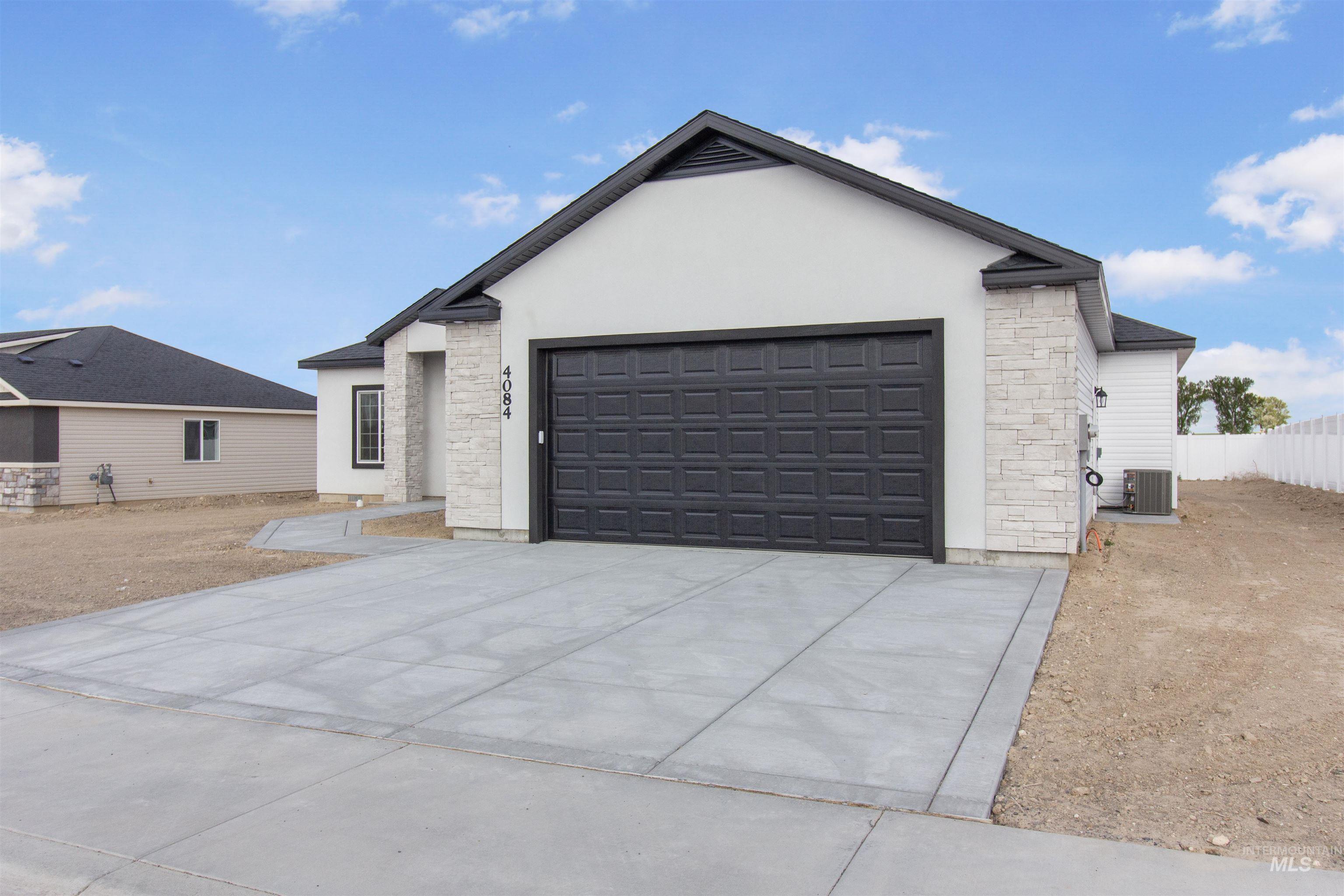 4084 Williams, Buhl, Idaho 83316, 4 Bedrooms, 2 Bathrooms, Residential For Sale, Price $394,900, 98984073