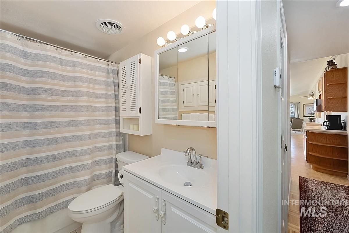 7590 Elko Lane, Middleton, Idaho 83669-0000, 3 Bedrooms, 2 Bathrooms, Residential For Sale, Price $1,375,000,MLS 98984075