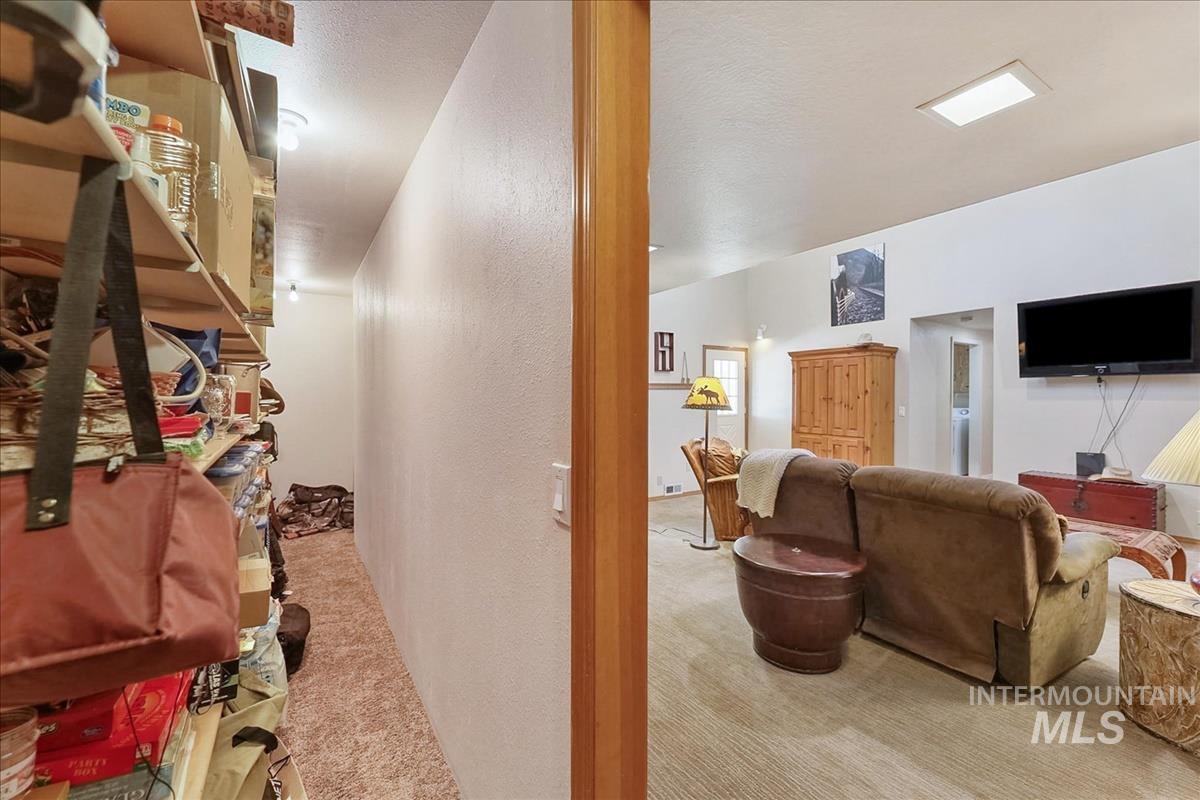 7590 Elko Lane, Middleton, Idaho 83669-0000, 3 Bedrooms, 2 Bathrooms, Residential For Sale, Price $1,375,000,MLS 98984075