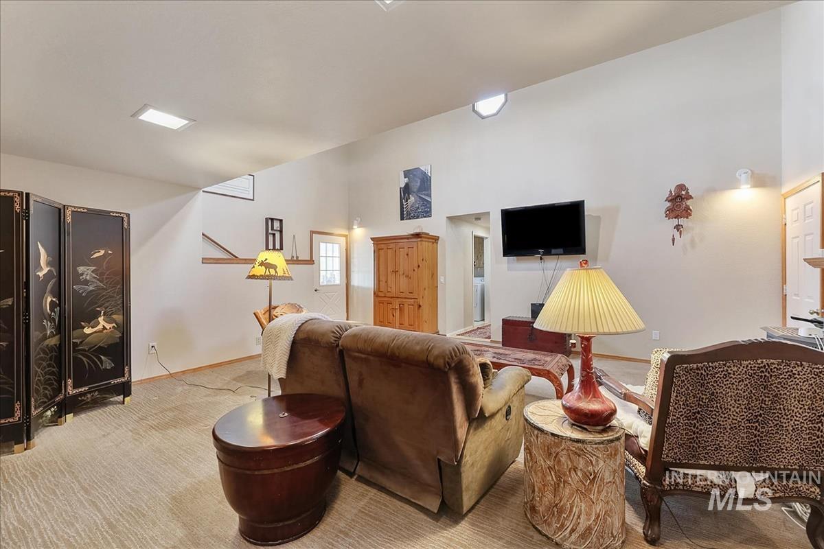 7590 Elko Lane, Middleton, Idaho 83669-0000, 3 Bedrooms, 2 Bathrooms, Residential For Sale, Price $1,375,000,MLS 98984075