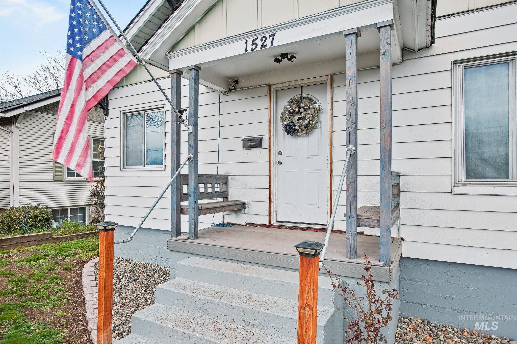 1527 11th Avenue, Lewiston, Idaho 83501, 3 Bedrooms, 1 Bathroom, Residential For Sale, Price $275,000, 98984076