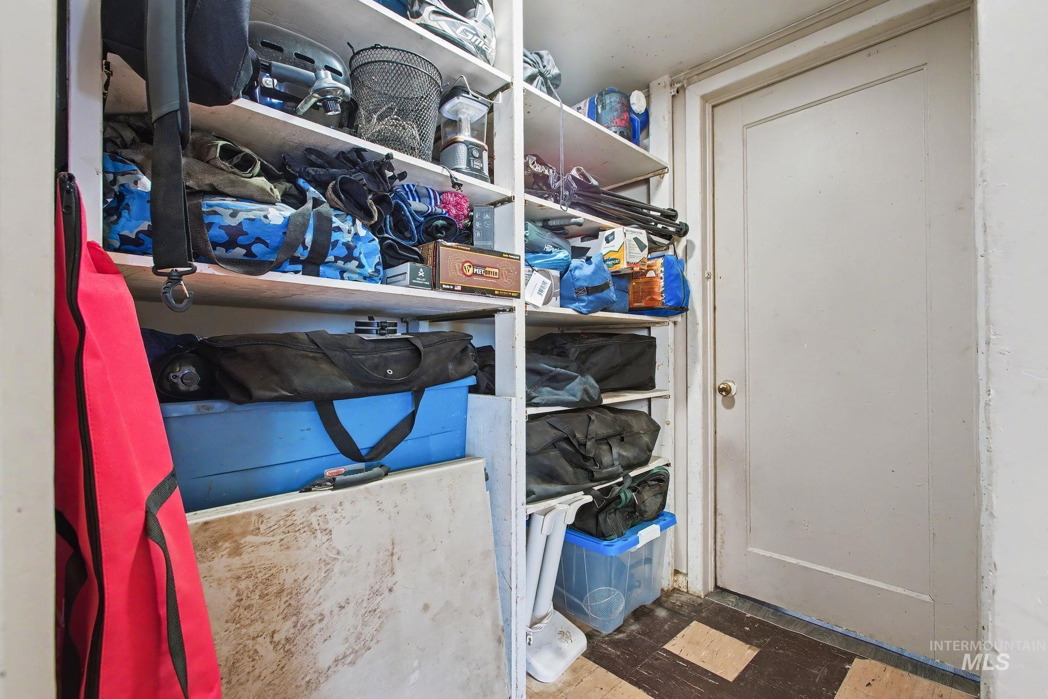 1527 11th Avenue, Lewiston, Idaho 83501, 3 Bedrooms, 1 Bathroom, Residential For Sale, Price $275,000, 98984076