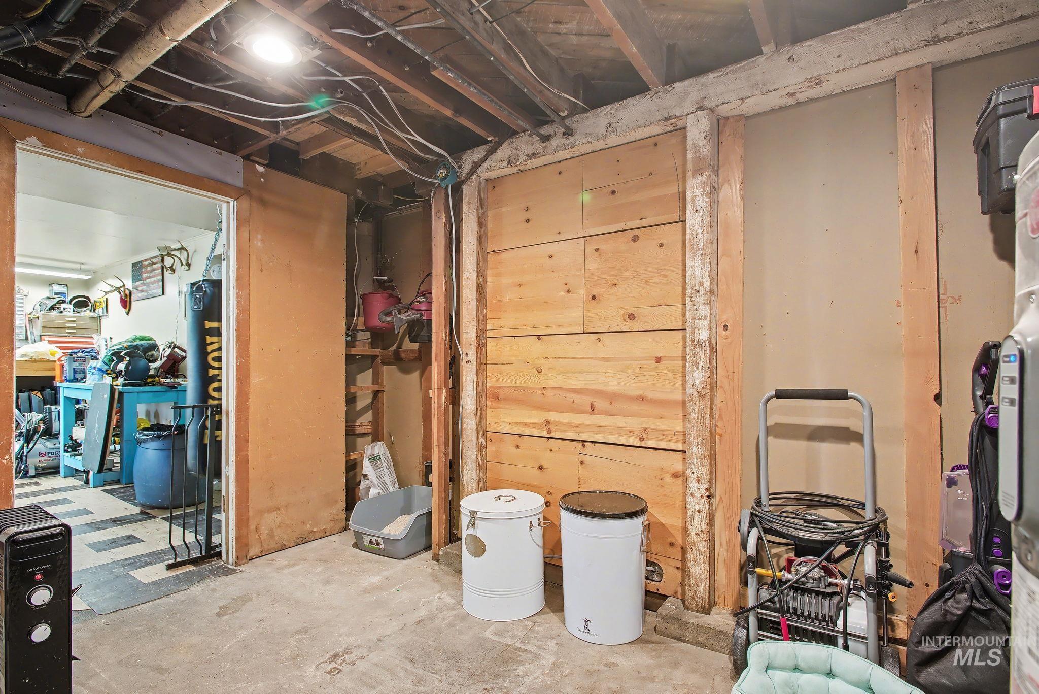 1527 11th Avenue, Lewiston, Idaho 83501, 3 Bedrooms, 1 Bathroom, Residential For Sale, Price $275,000, 98984076