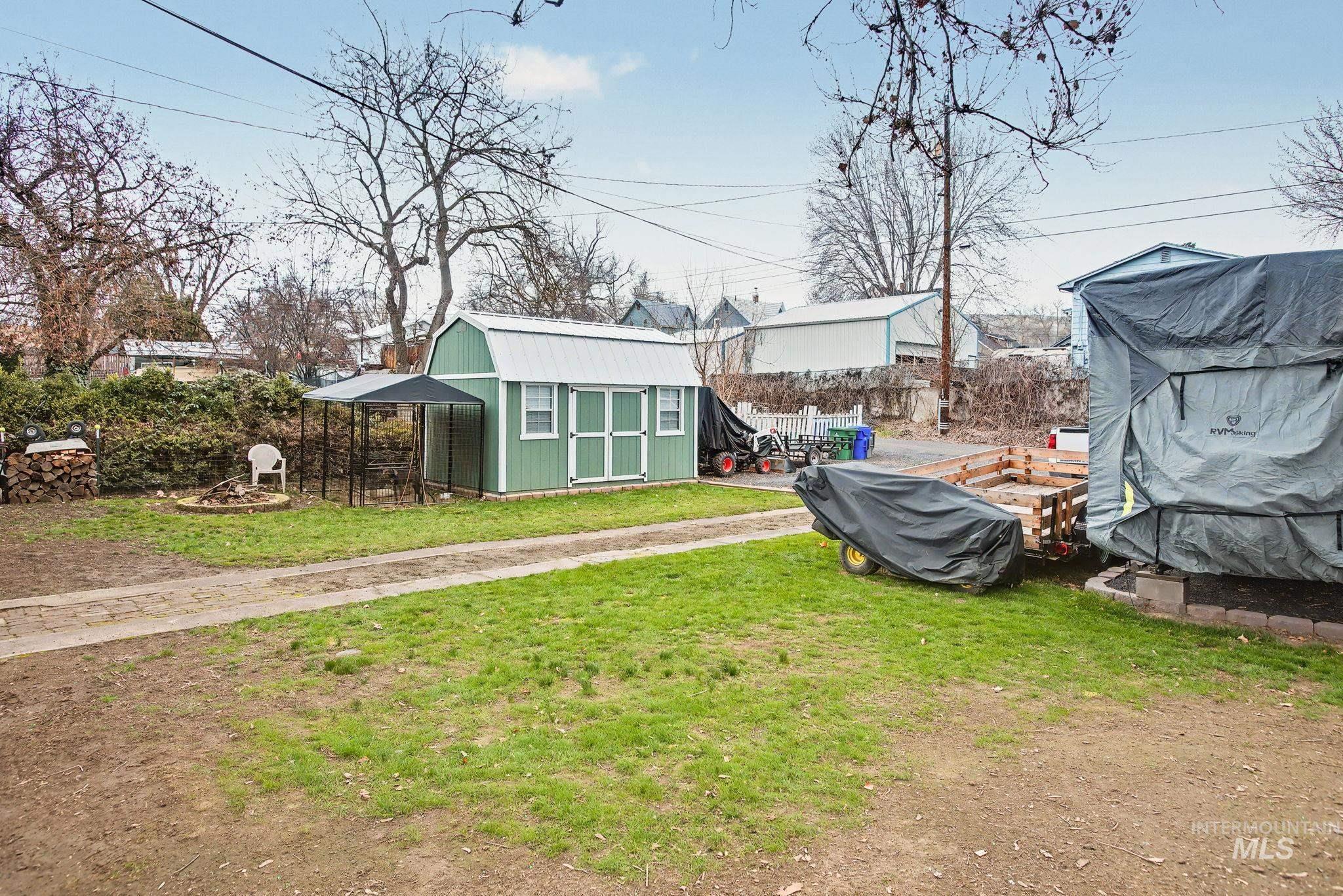 1527 11th Avenue, Lewiston, Idaho 83501, 3 Bedrooms, 1 Bathroom, Residential For Sale, Price $275,000, 98984076