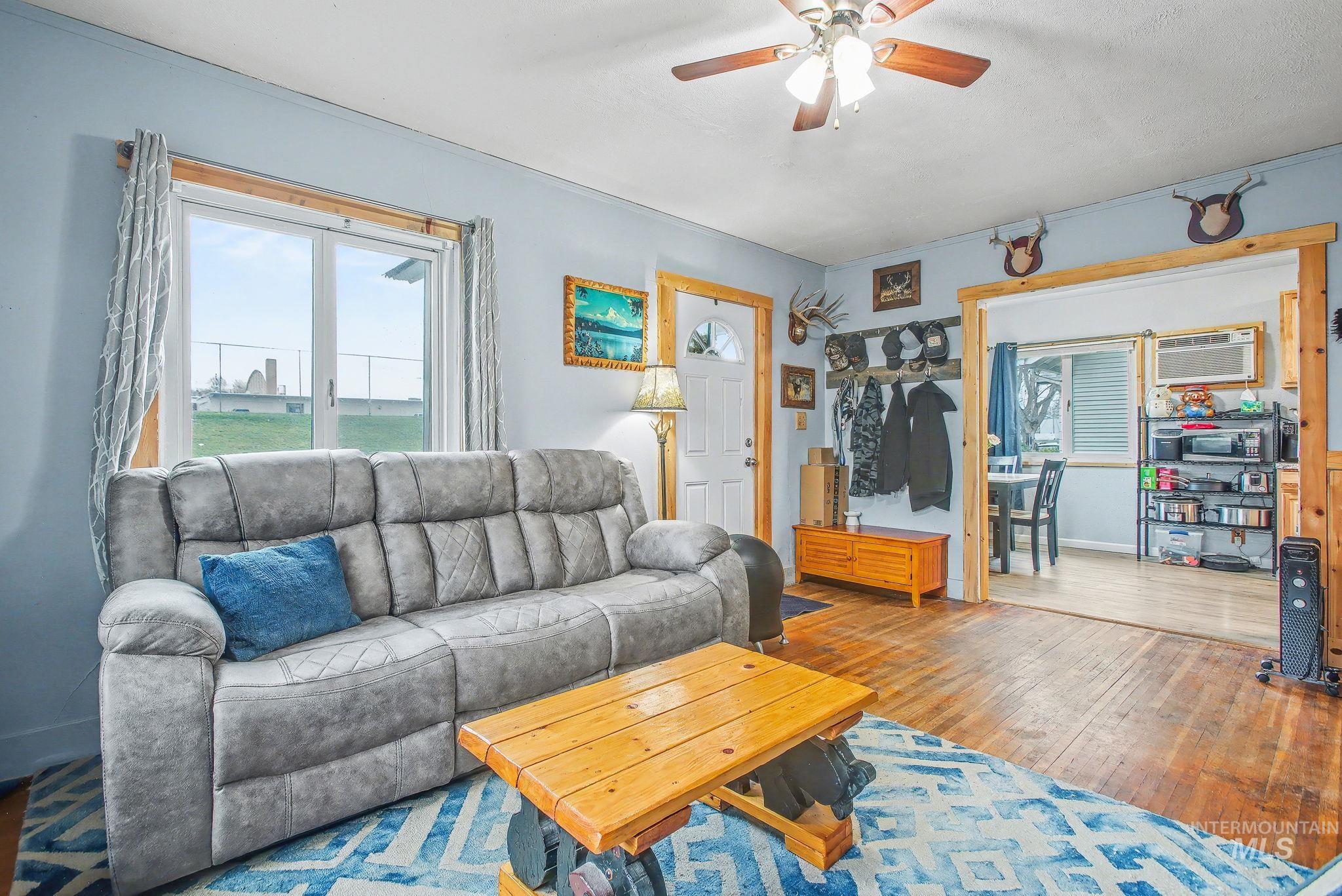 1527 11th Avenue, Lewiston, Idaho 83501, 3 Bedrooms, 1 Bathroom, Residential For Sale, Price $275,000, 98984076