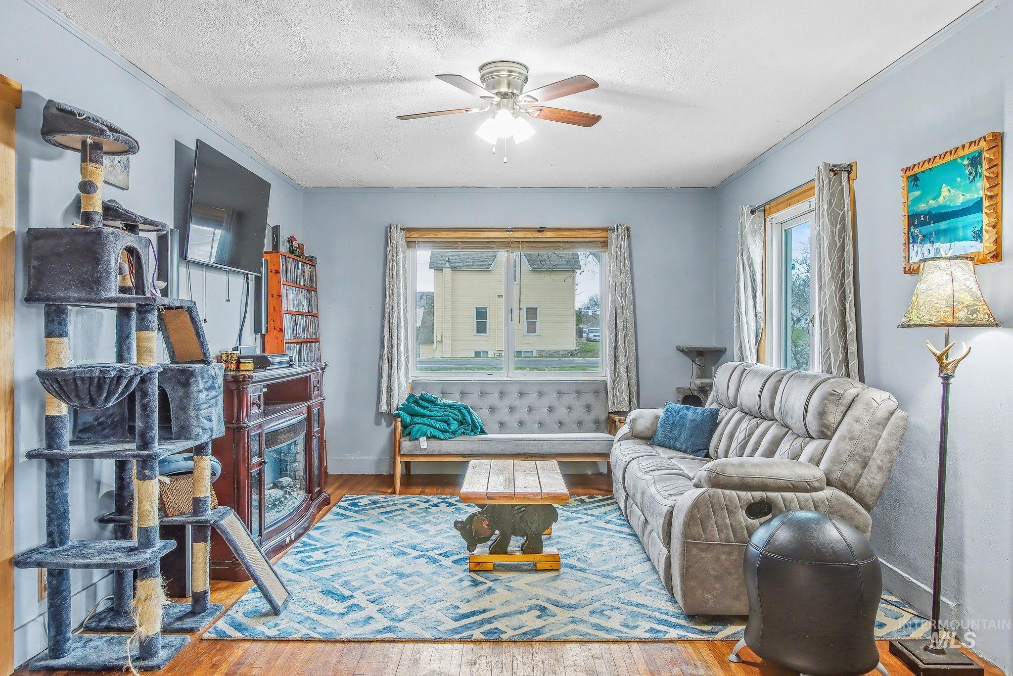 1527 11th Avenue, Lewiston, Idaho 83501, 3 Bedrooms, 1 Bathroom, Residential For Sale, Price $275,000, 98984076