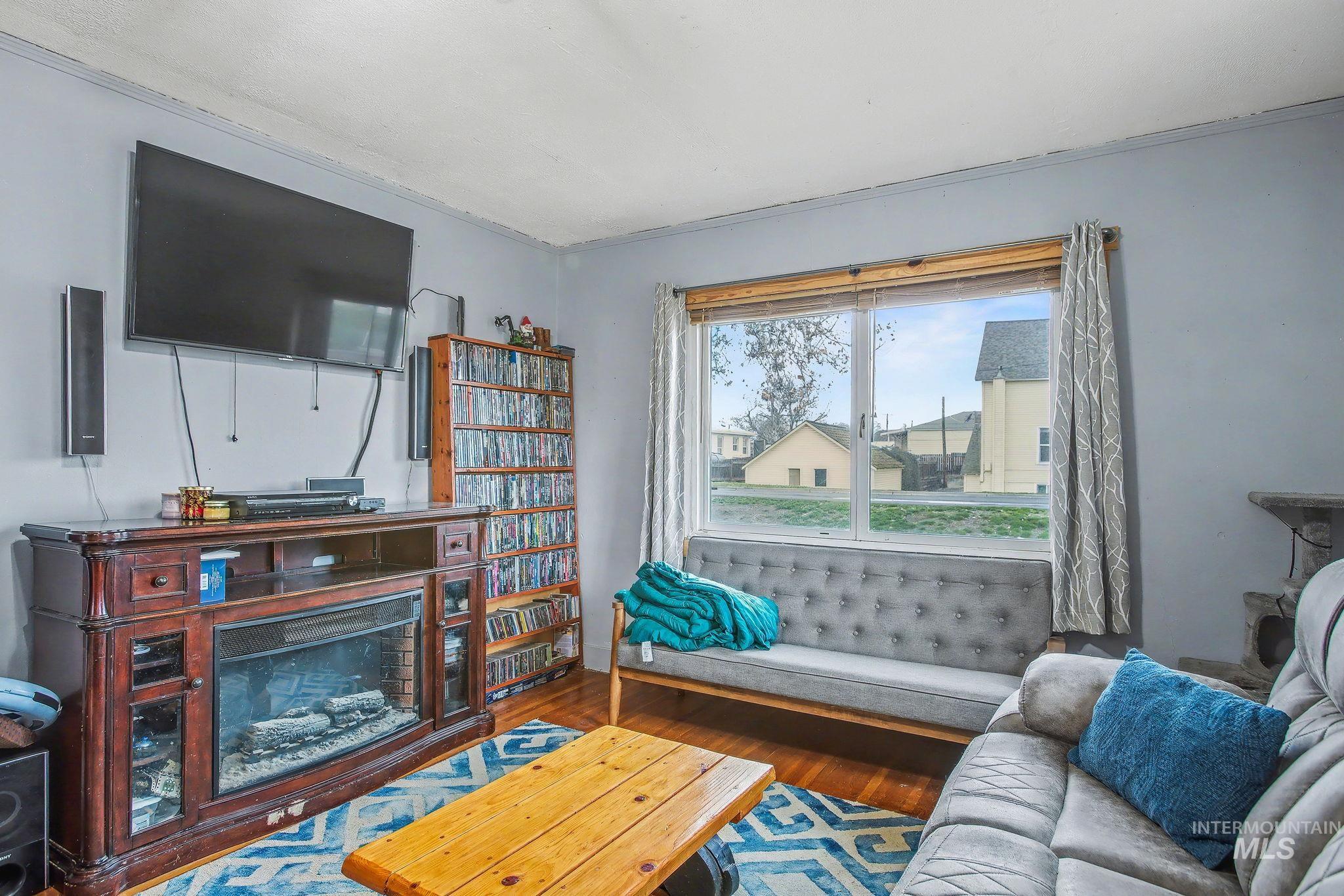 1527 11th Avenue, Lewiston, Idaho 83501, 3 Bedrooms, 1 Bathroom, Residential For Sale, Price $275,000, 98984076