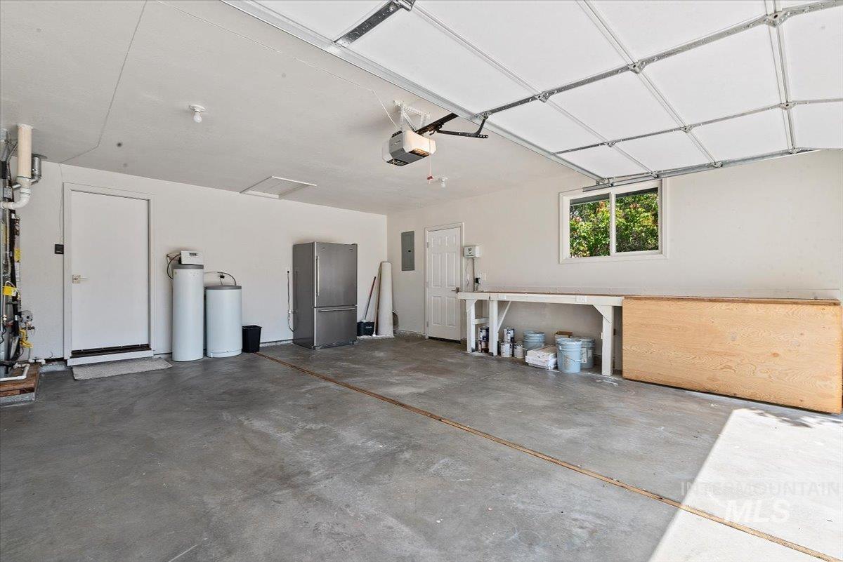 7202 W Mojave Dr, Boise, Idaho 83709, 3 Bedrooms, 2 Bathrooms, Residential For Sale, Price $563,800, 98984079