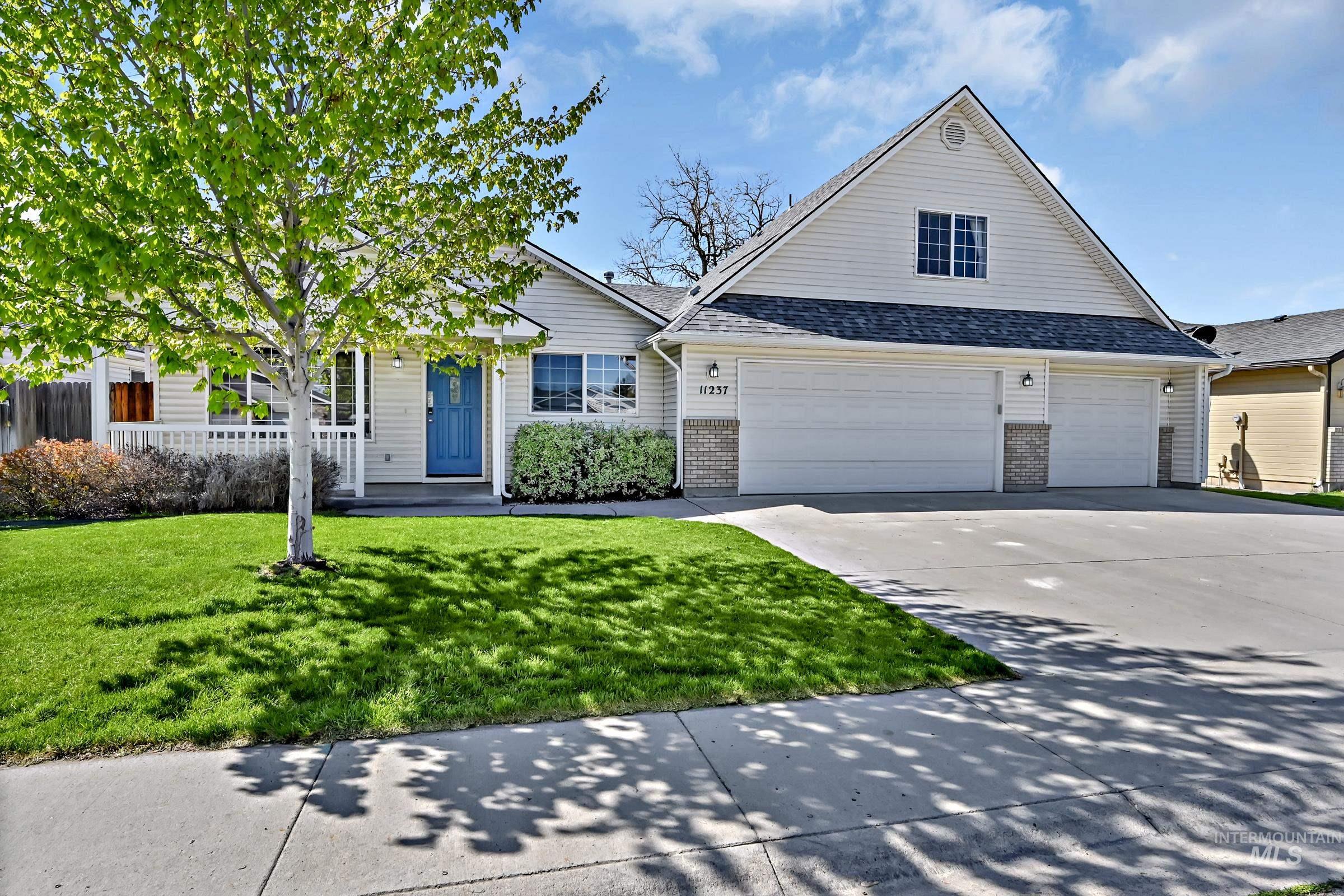 11237 W W Abram, Boise, Idaho 83713, 6 Bedrooms, 3.5 Bathrooms, Residential For Sale, Price $530,000, 98984080