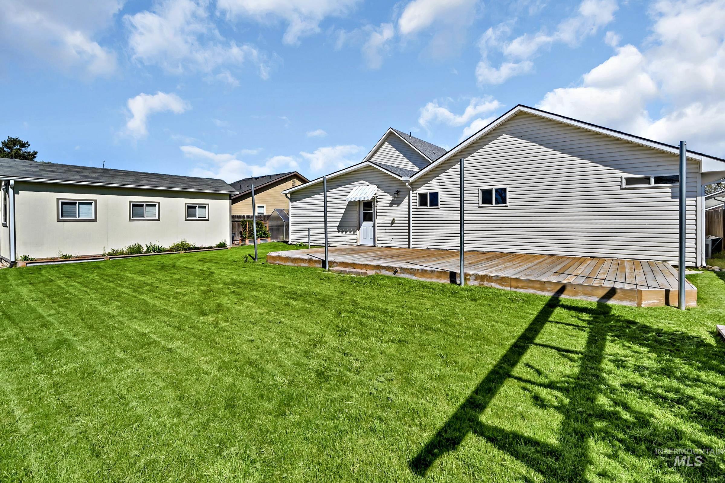 11237 W W Abram, Boise, Idaho 83713, 6 Bedrooms, 3.5 Bathrooms, Residential For Sale, Price $530,000, 98984080