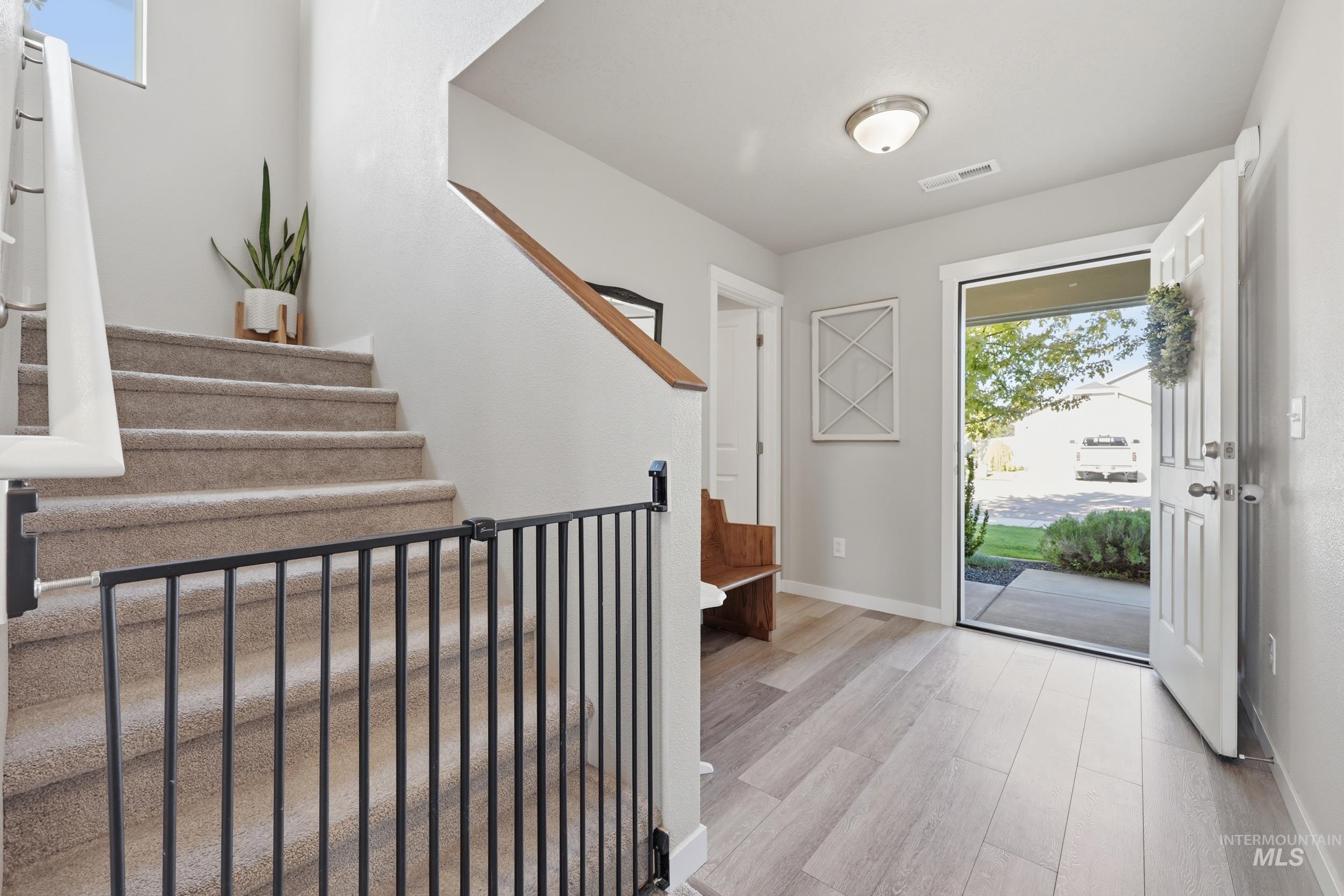 17836 Sunset Ridge Ave, Nampa, Idaho 83687, 3 Bedrooms, 2.5 Bathrooms, Residential For Sale, Price $422,500, 98984081