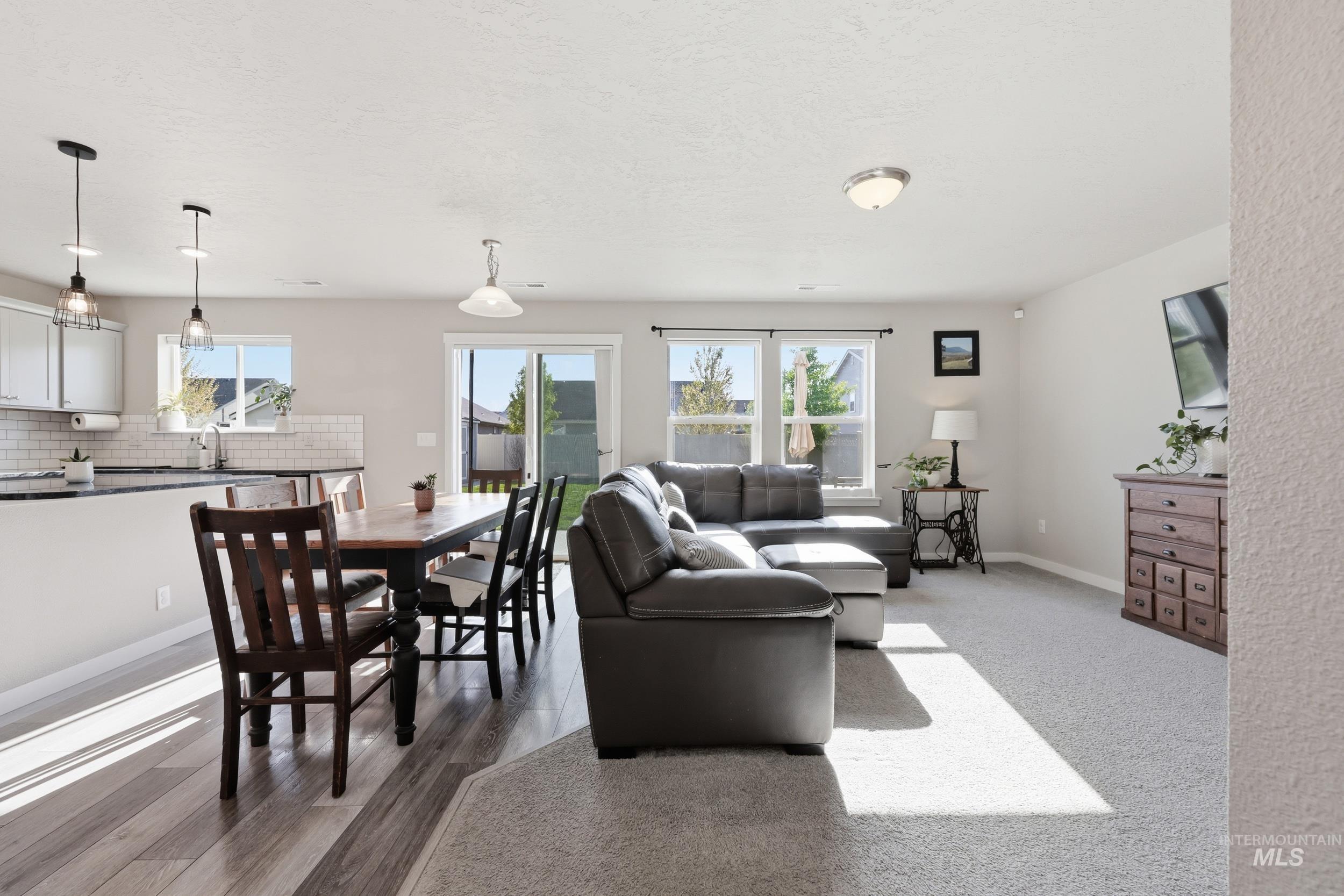 17836 Sunset Ridge Ave, Nampa, Idaho 83687, 3 Bedrooms, 2.5 Bathrooms, Residential For Sale, Price $422,500, 98984081