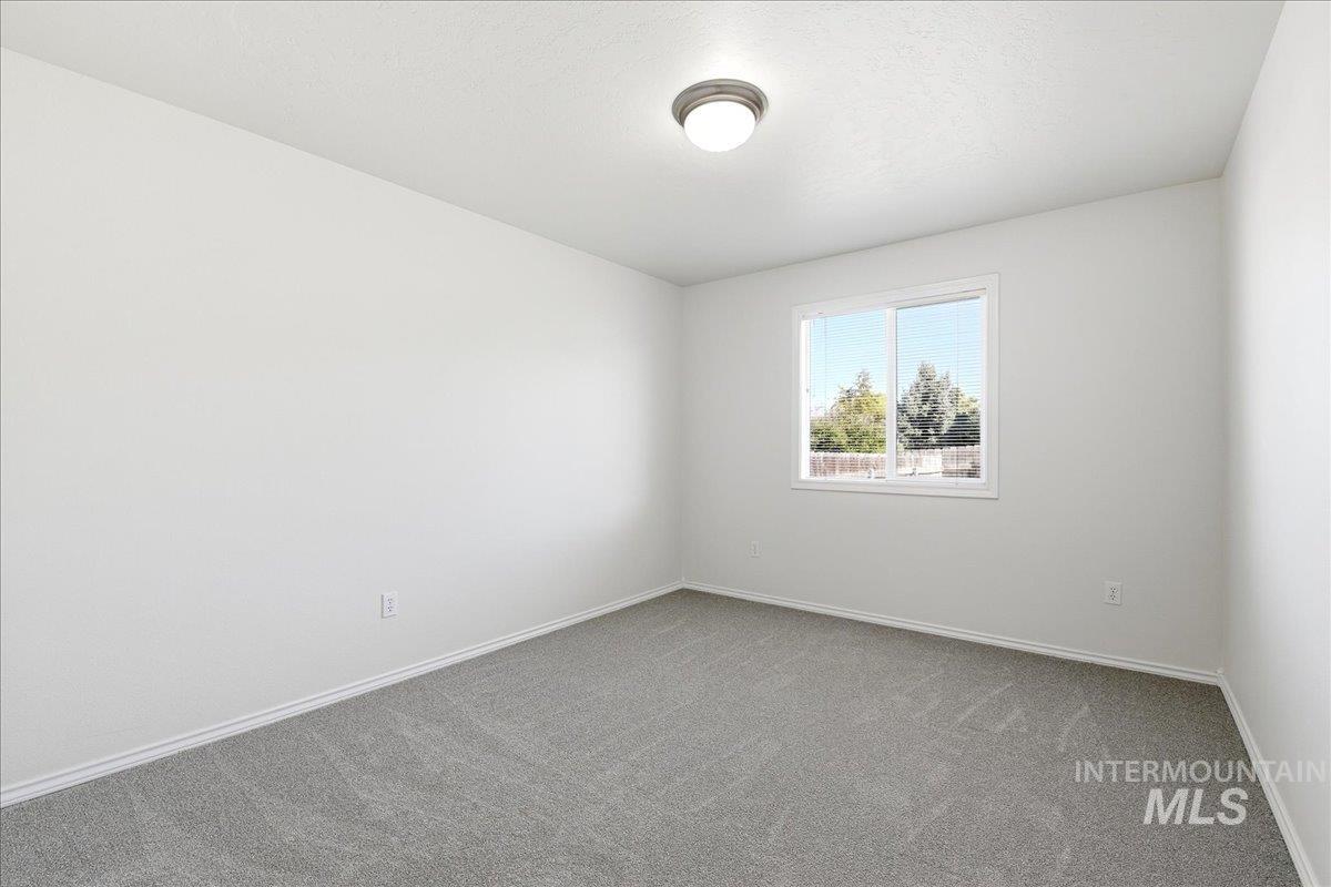 1636 W Havenwood Ave., Nampa, Idaho 83651, 3 Bedrooms, 2 Bathrooms, Residential For Sale, Price $389,900, 98984087