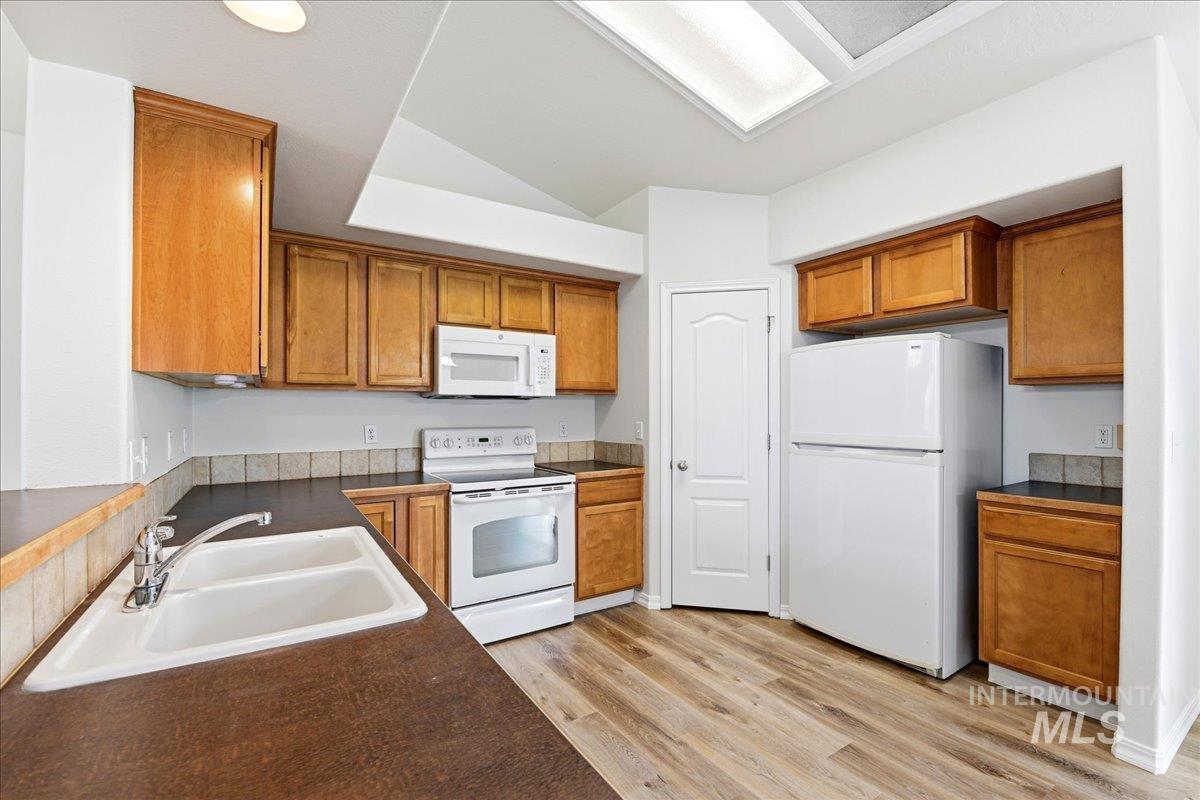 1636 W Havenwood Ave., Nampa, Idaho 83651, 3 Bedrooms, 2 Bathrooms, Residential For Sale, Price $389,900, 98984087