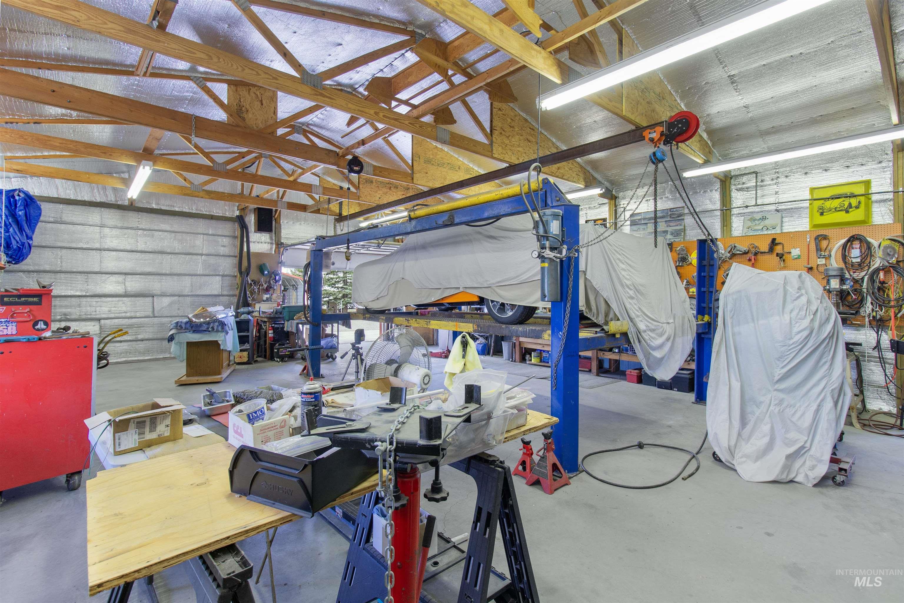 339 Hill City Ave, West Magic, Idaho 83352, 3 Bedrooms, 2 Bathrooms, Residential For Sale, Price $649,000, 98984088