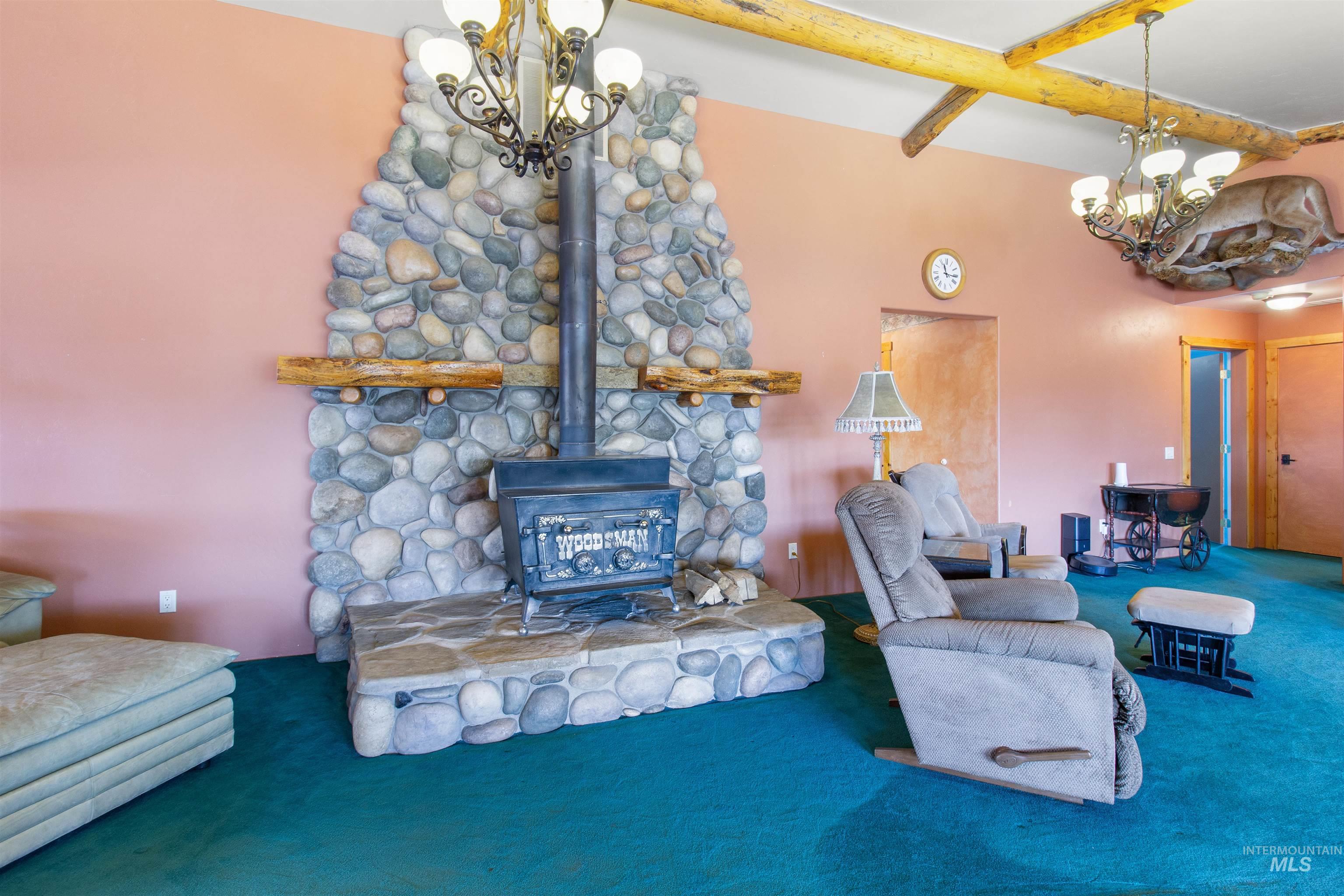 339 Hill City Ave, West Magic, Idaho 83352, 3 Bedrooms, 2 Bathrooms, Residential For Sale, Price $649,000, 98984088