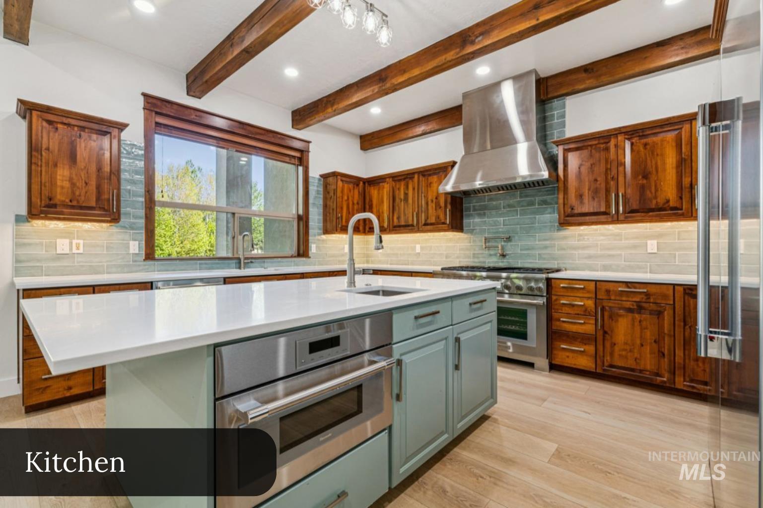1674 S Water Leaf Ave, Eagle, Idaho 83616, 5 Bedrooms, 4.5 Bathrooms, Residential For Sale, Price $1,624,900, 98984089
