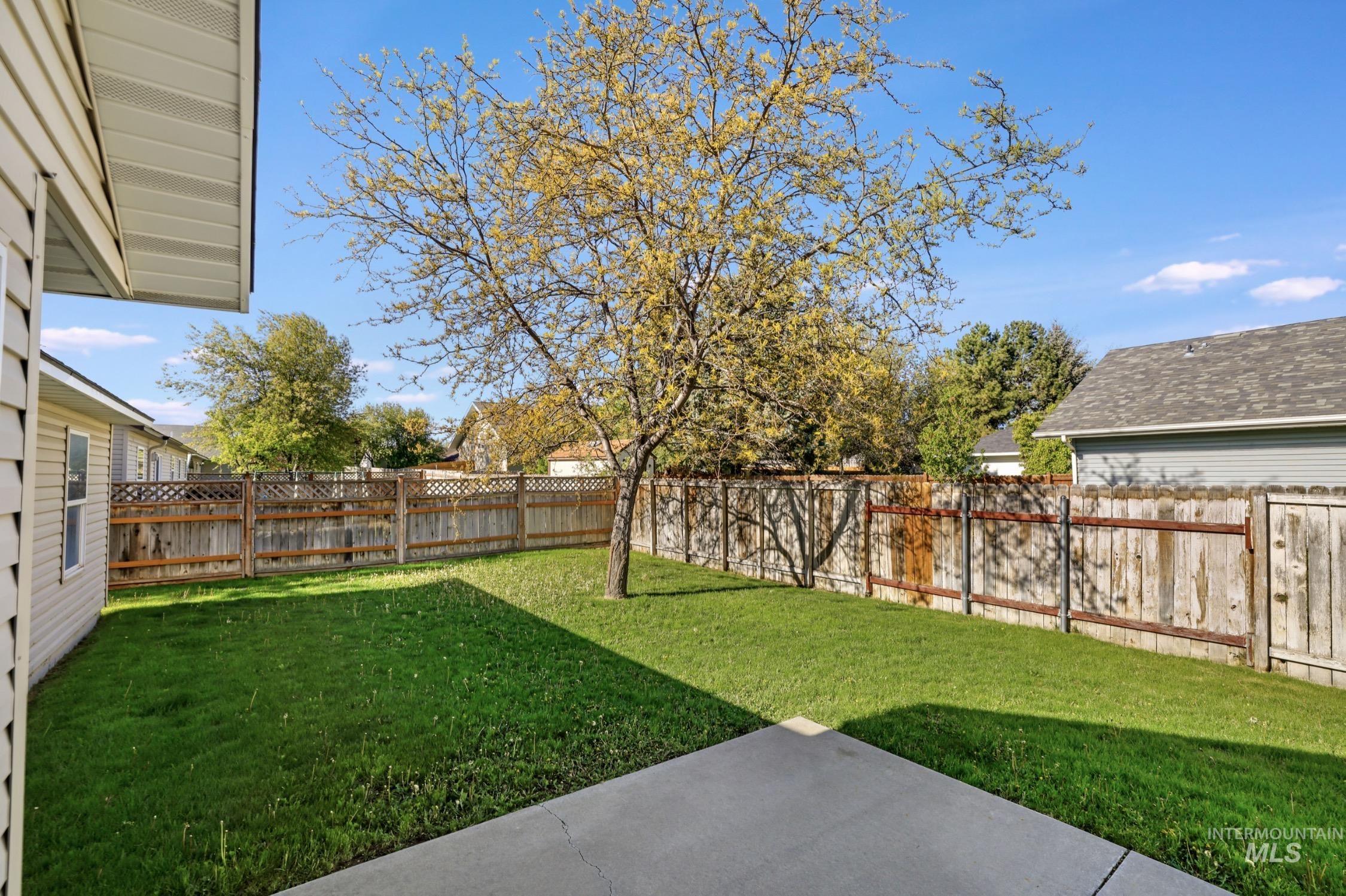 439 Meadowview Lane, Twin Falls, Idaho 83301, 4 Bedrooms, 2 Bathrooms, Residential For Sale, Price $375,000, 98984092