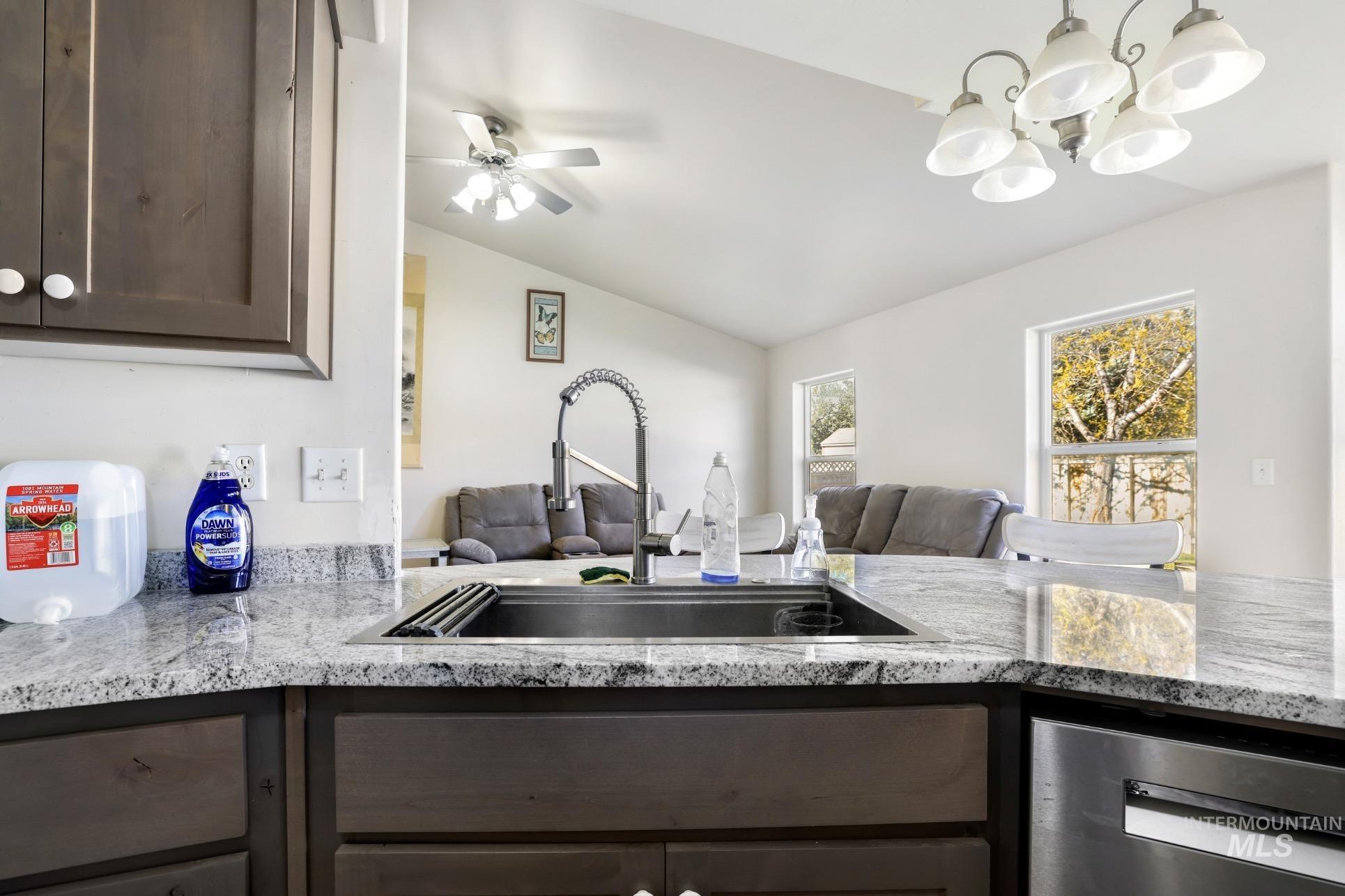 439 Meadowview Lane, Twin Falls, Idaho 83301, 4 Bedrooms, 2 Bathrooms, Residential For Sale, Price $375,000, 98984092