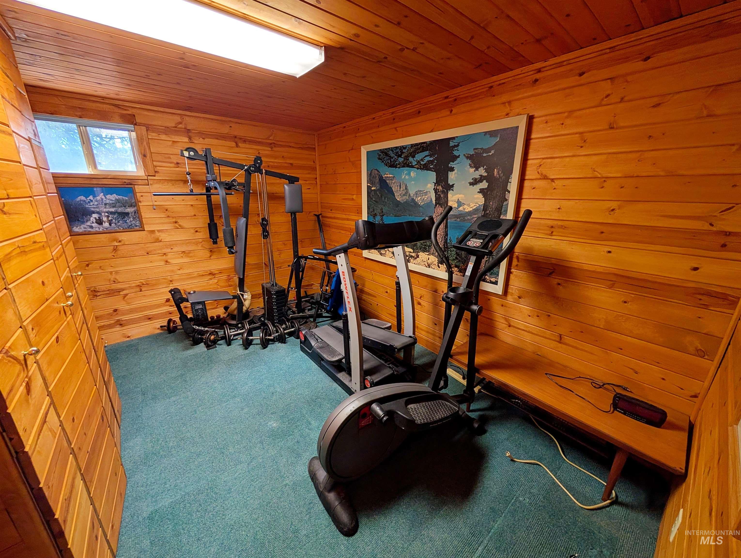 11100 Bens Rd, Cascade, Idaho 83611, 6 Bedrooms, 4 Bathrooms, Residential For Sale, Price $599,000, 98984093