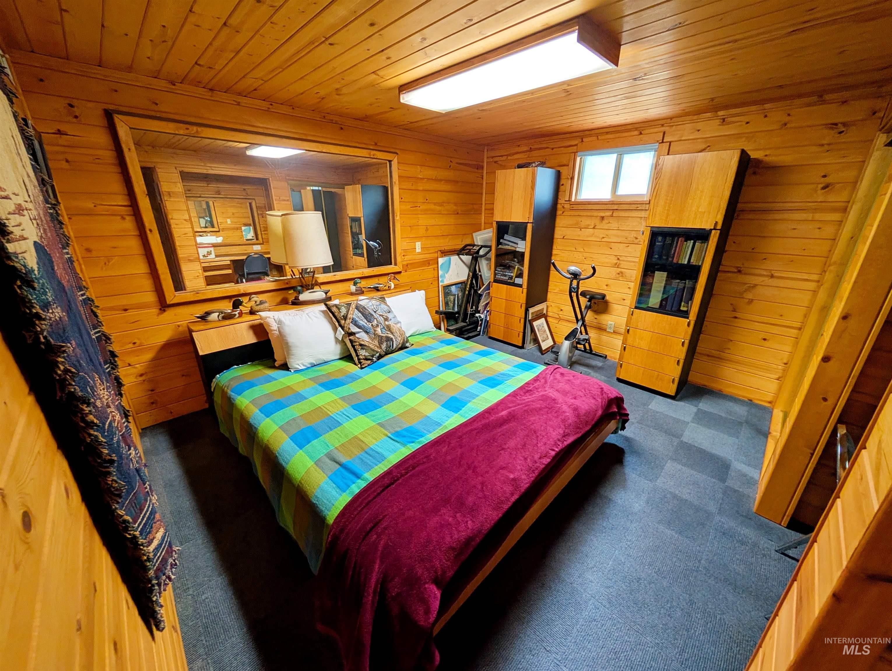 11100 Bens Rd, Cascade, Idaho 83611, 6 Bedrooms, 4 Bathrooms, Residential For Sale, Price $599,000, 98984093