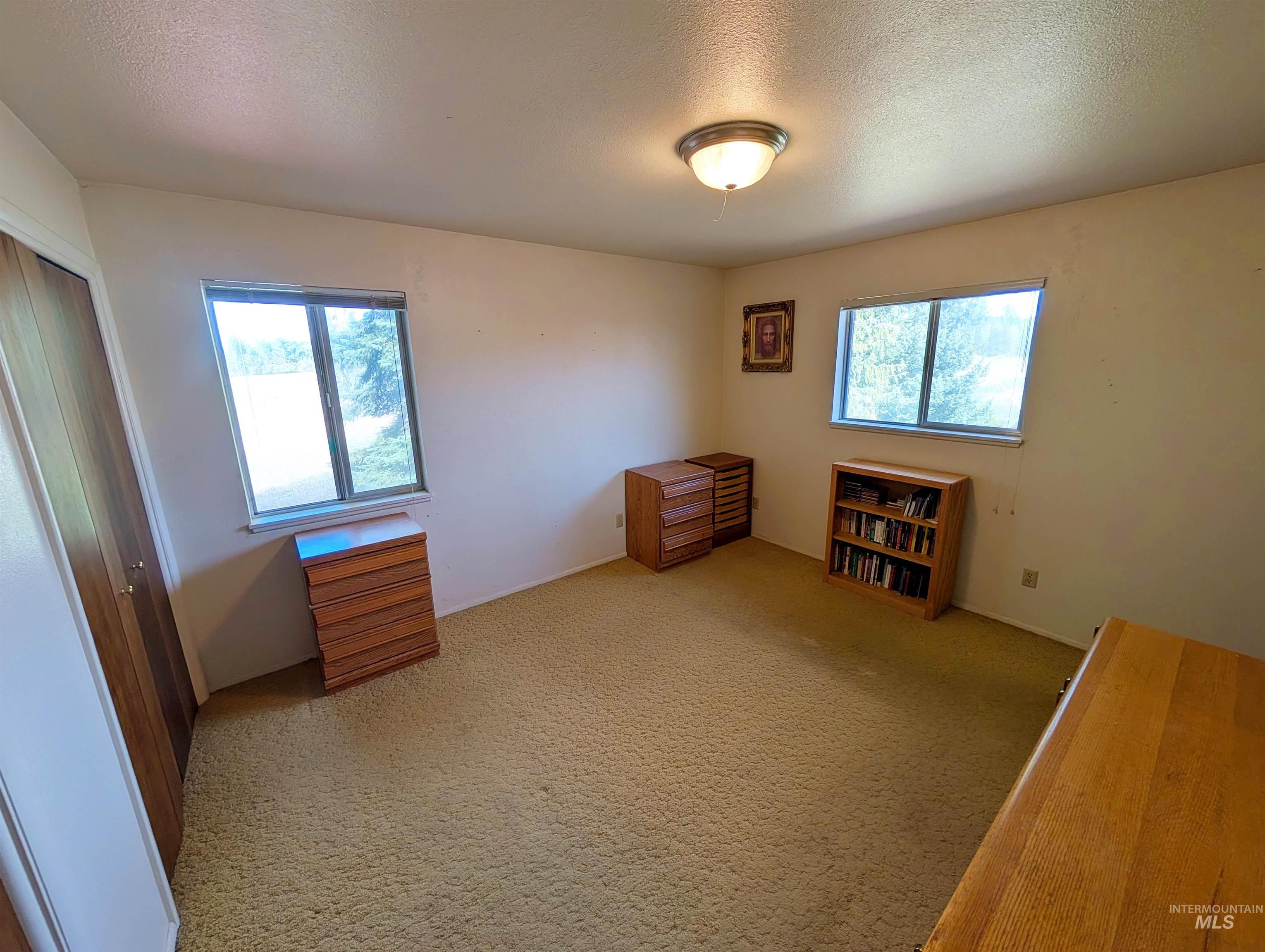 11100 Bens Rd, Cascade, Idaho 83611, 6 Bedrooms, 4 Bathrooms, Residential For Sale, Price $599,000, 98984093