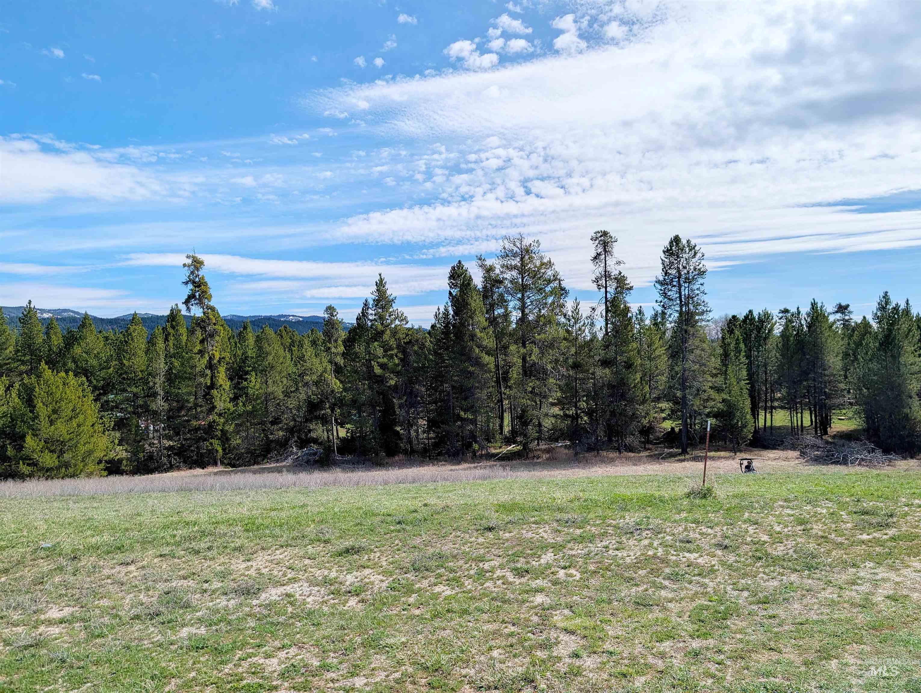 11100 Bens Rd, Cascade, Idaho 83611, 6 Bedrooms, 4 Bathrooms, Residential For Sale, Price $599,000, 98984093