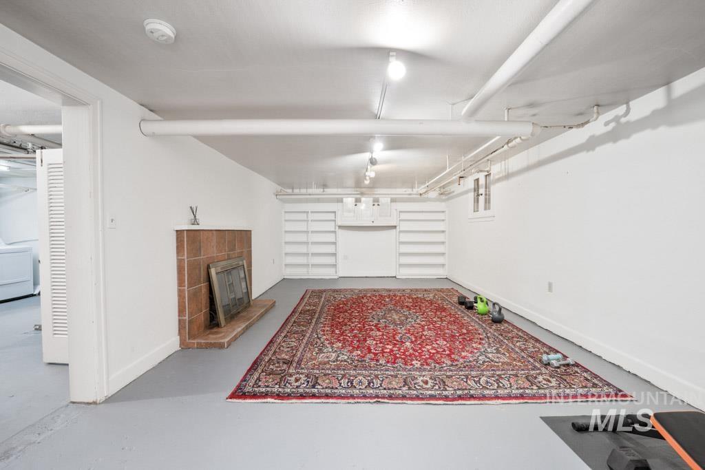 221 7th Avenue, Lewiston, Idaho 83501, 4 Bedrooms, 3 Bathrooms, Residential For Sale, Price $425,000, 98984095