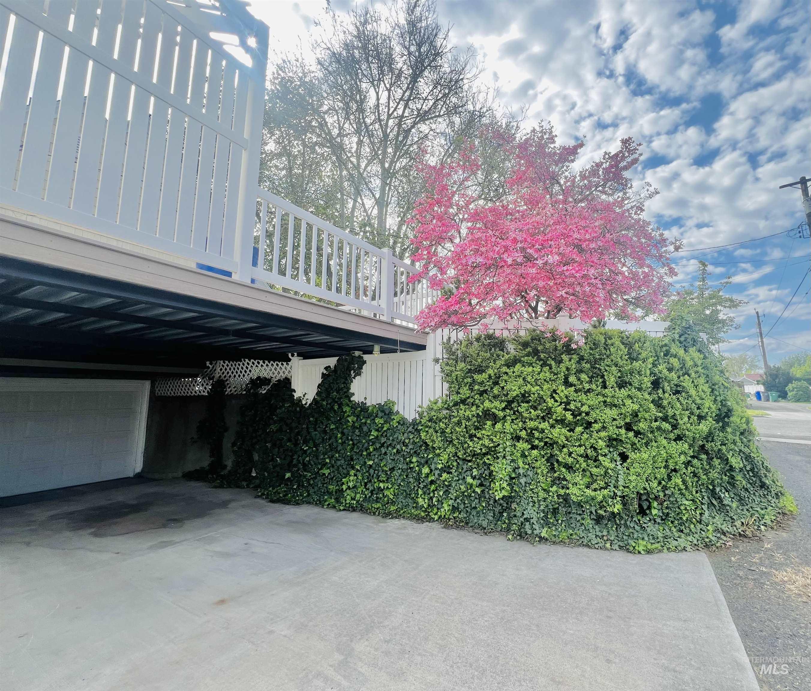 221 7th Avenue, Lewiston, Idaho 83501, 4 Bedrooms, 3 Bathrooms, Residential For Sale, Price $425,000, 98984095
