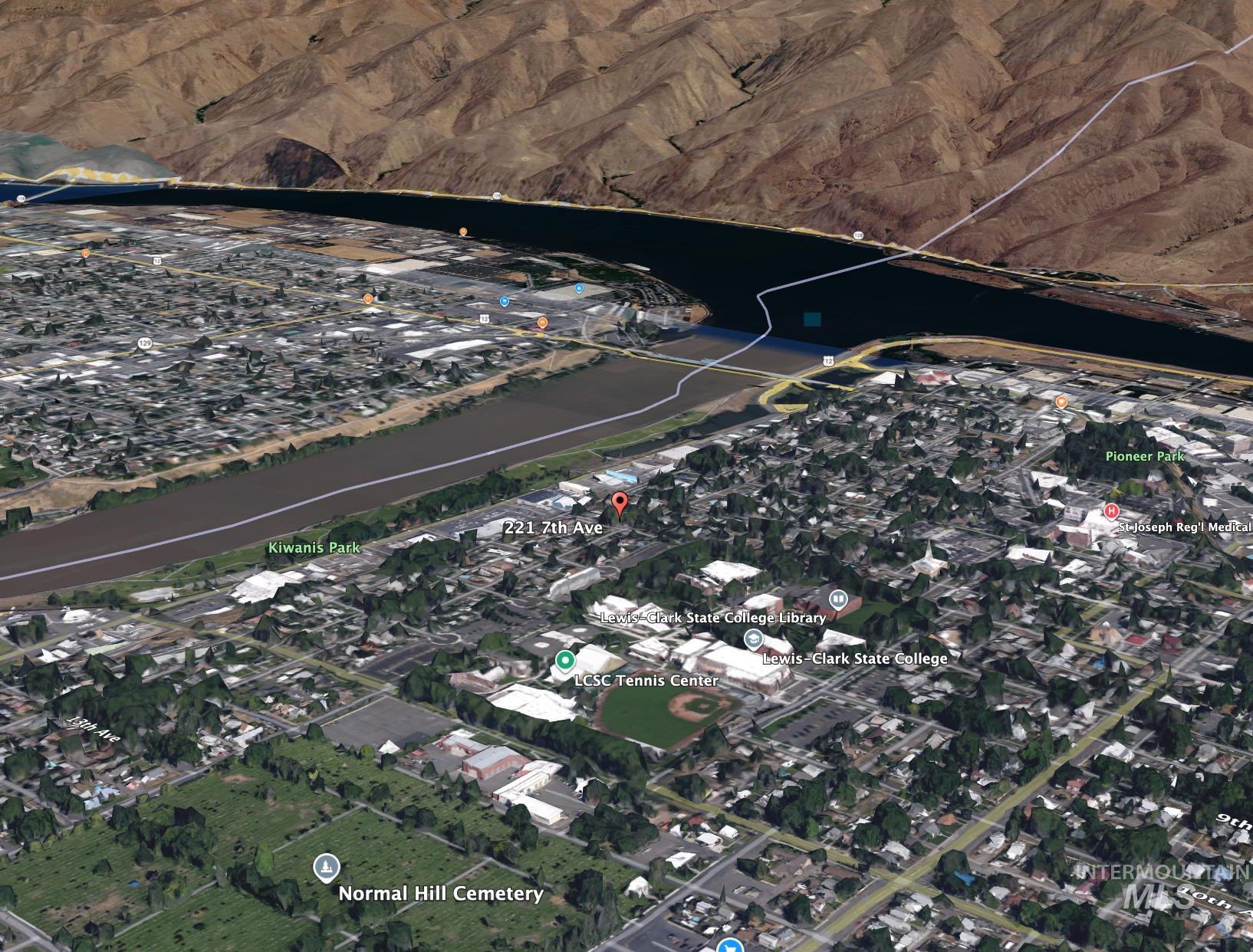 221 7th Avenue, Lewiston, Idaho 83501, 4 Bedrooms, 3 Bathrooms, Residential For Sale, Price $425,000, 98984095