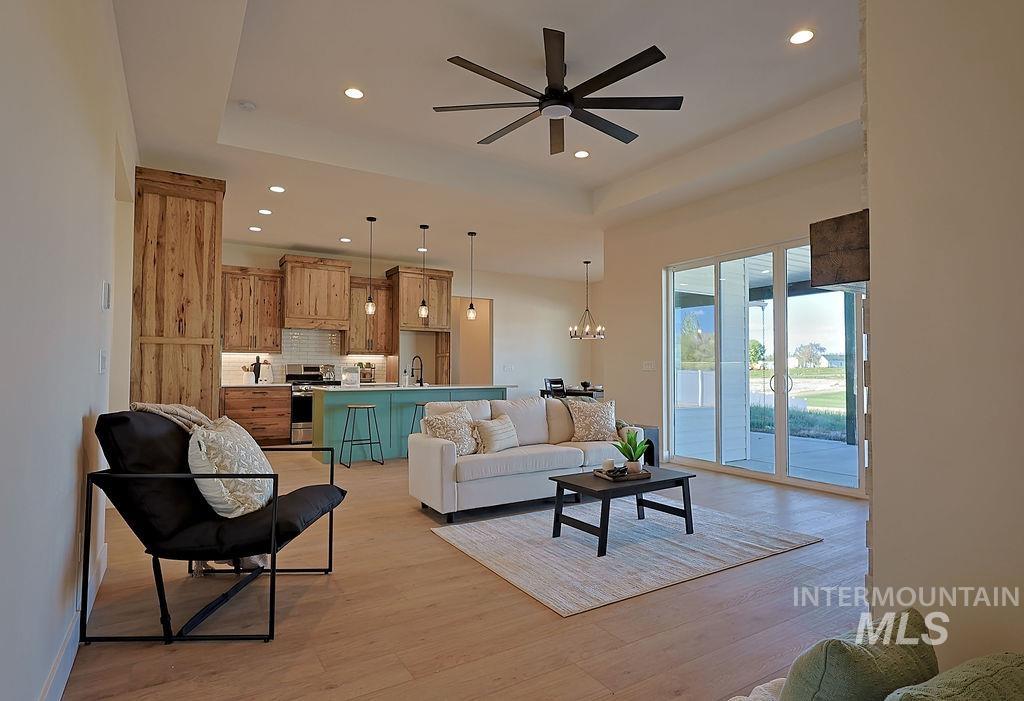 3688 E 3735 N, Kimberly, Idaho 83341, 5 Bedrooms, 2.5 Bathrooms, Residential For Sale, Price $755,900, 98984096