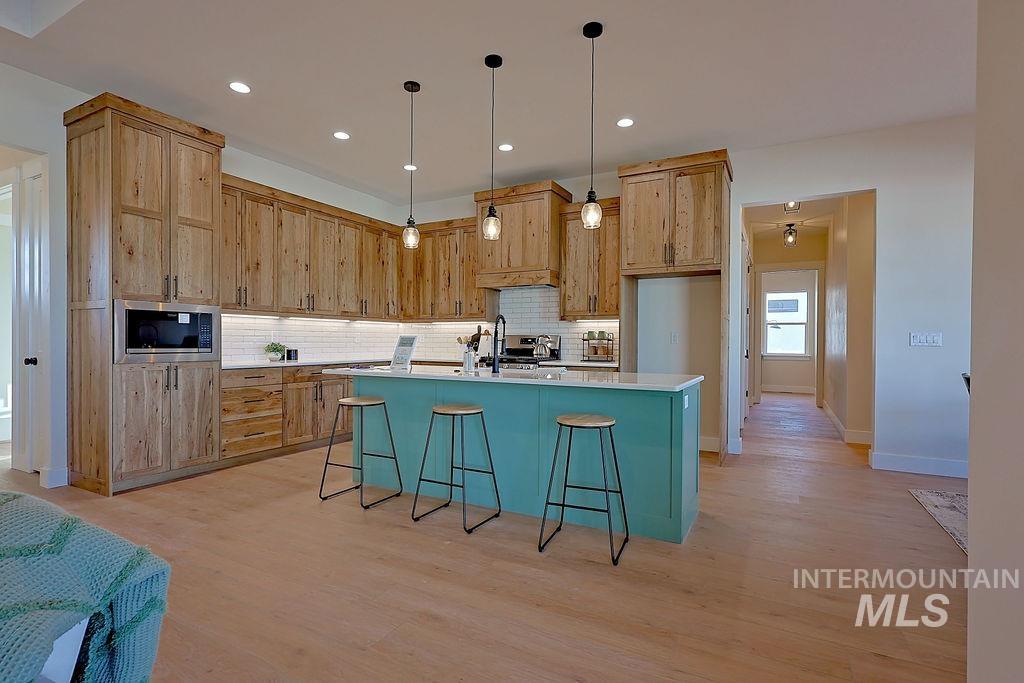 3688 E 3735 N, Kimberly, Idaho 83341, 5 Bedrooms, 2.5 Bathrooms, Residential For Sale, Price $755,900, 98984096