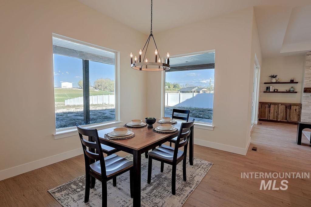 3688 E 3735 N, Kimberly, Idaho 83341, 5 Bedrooms, 2.5 Bathrooms, Residential For Sale, Price $755,900, 98984096