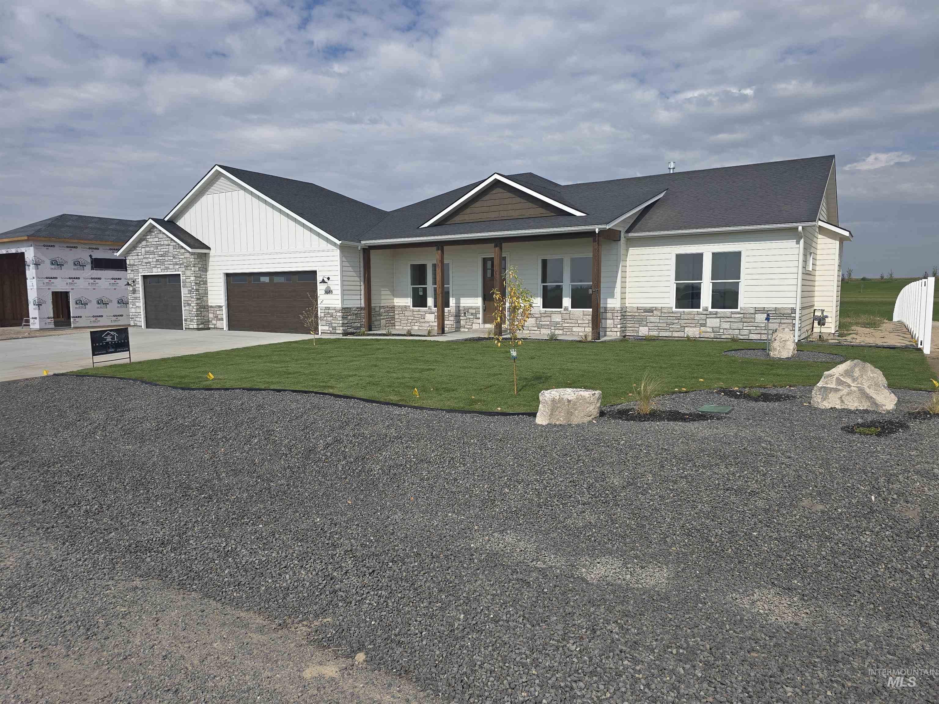 3688 E 3735 N, Kimberly, Idaho 83341, 5 Bedrooms, 2.5 Bathrooms, Residential For Sale, Price $755,900, 98984096