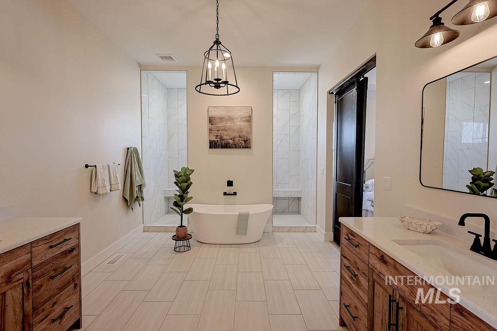 3688 E 3735 N, Kimberly, Idaho 83341, 5 Bedrooms, 2.5 Bathrooms, Residential For Sale, Price $755,900, 98984096