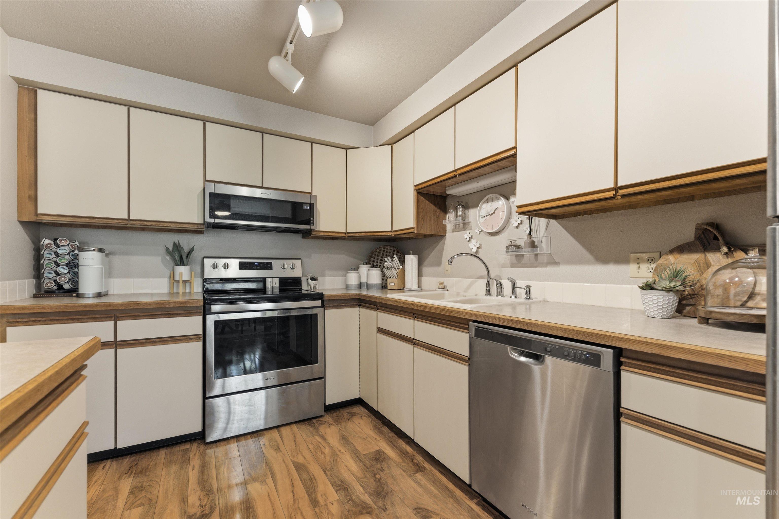 3725 Gekeler, Boise, Idaho 83706, 1 Bedroom, 1 Bathroom, Residential For Sale, Price $299,500, 98984099